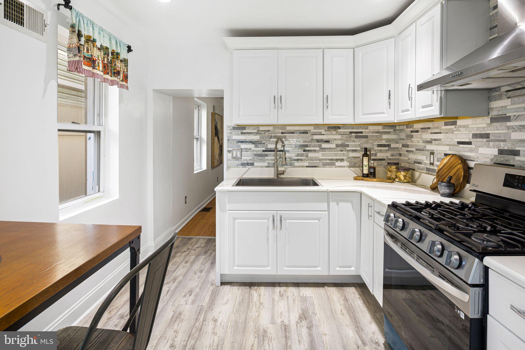 POINT BREEZE - Residential