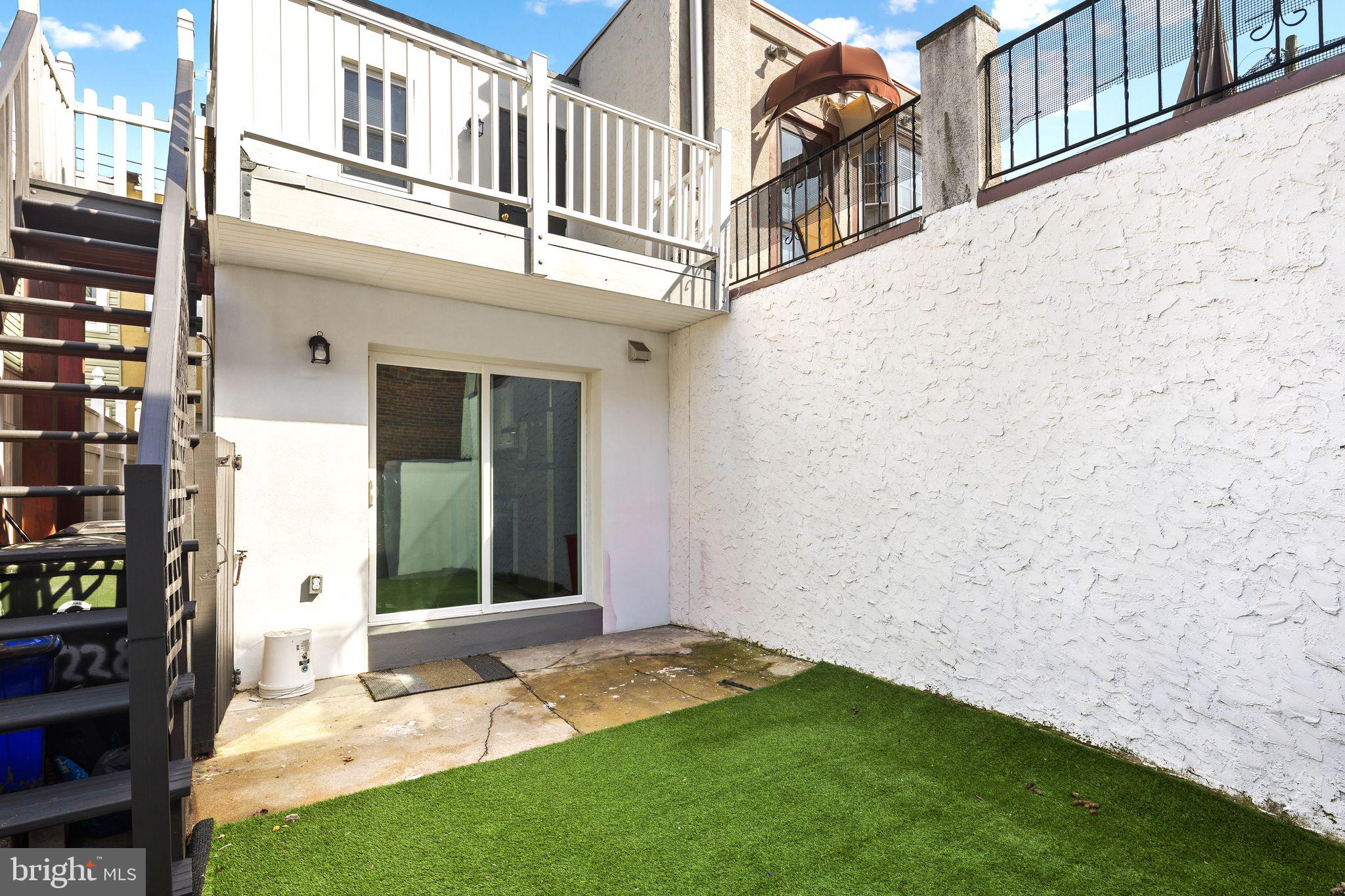 POINT BREEZE - Residential