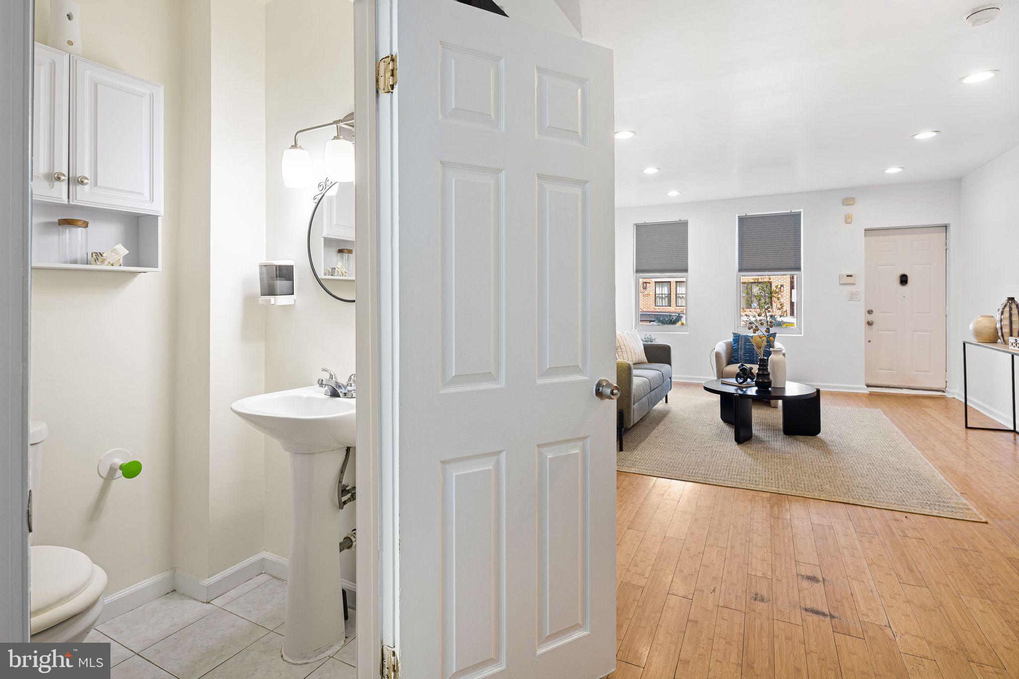 POINT BREEZE - Residential