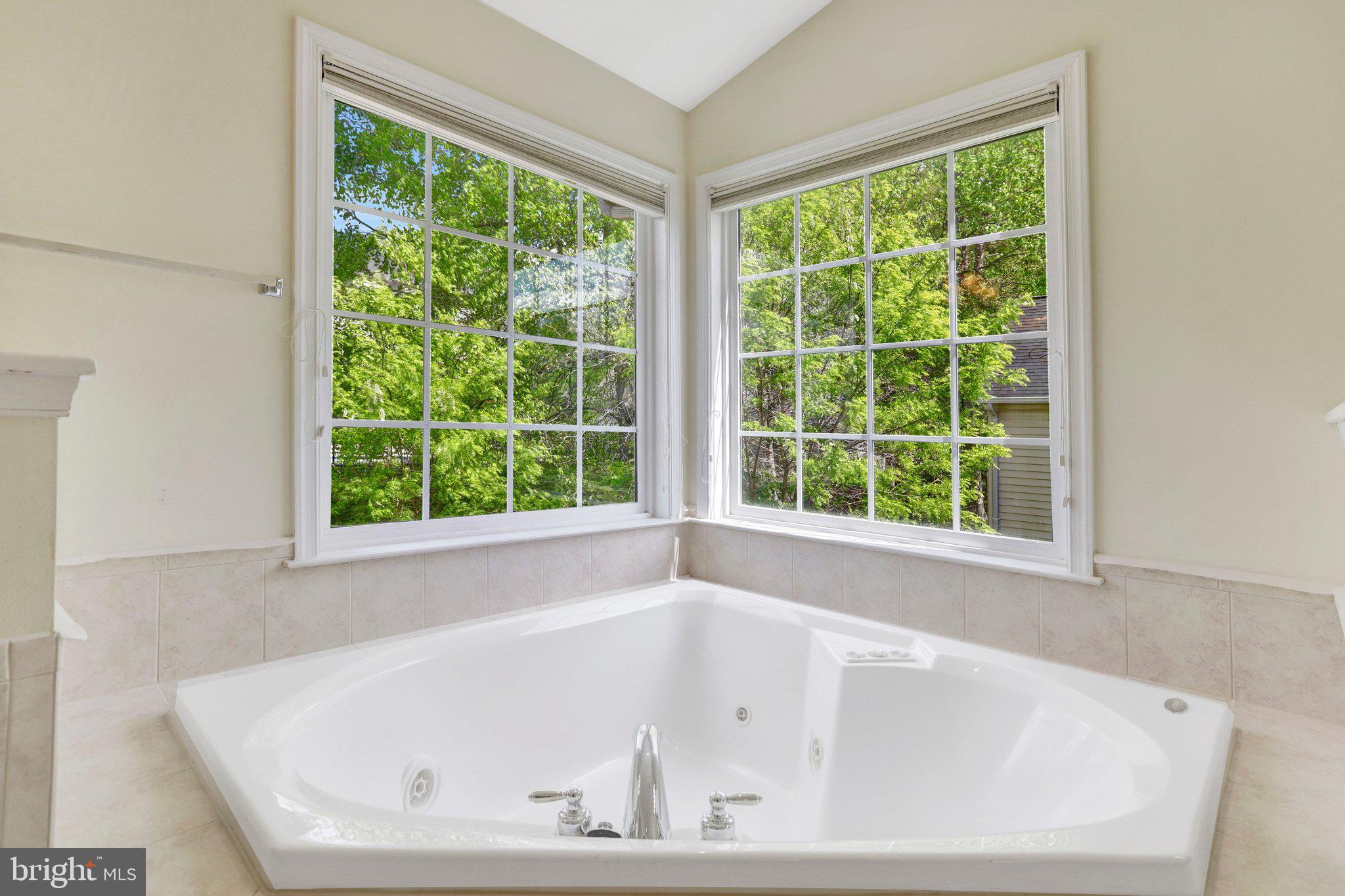 CARDINAL HILL - Residential