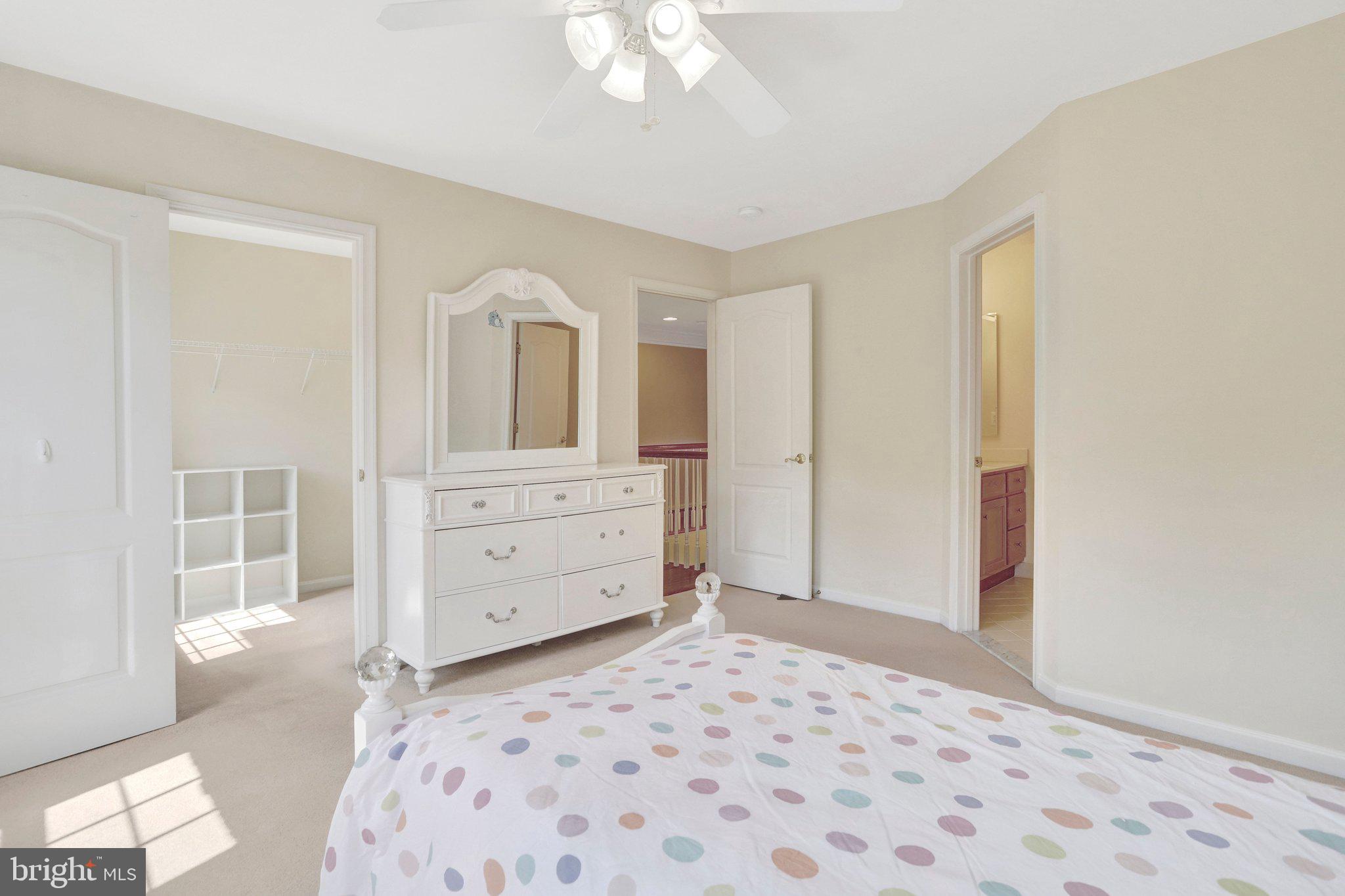 CARDINAL HILL - Residential