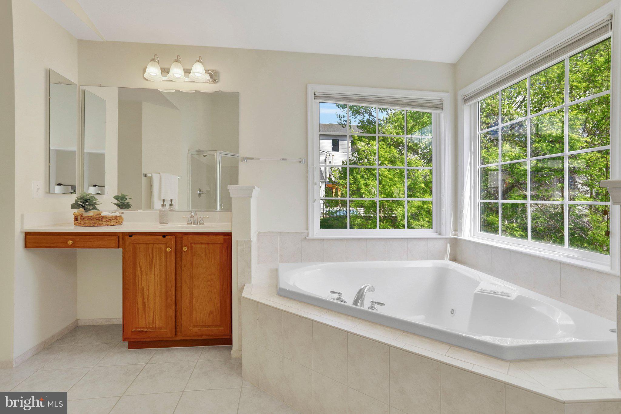 CARDINAL HILL - Residential