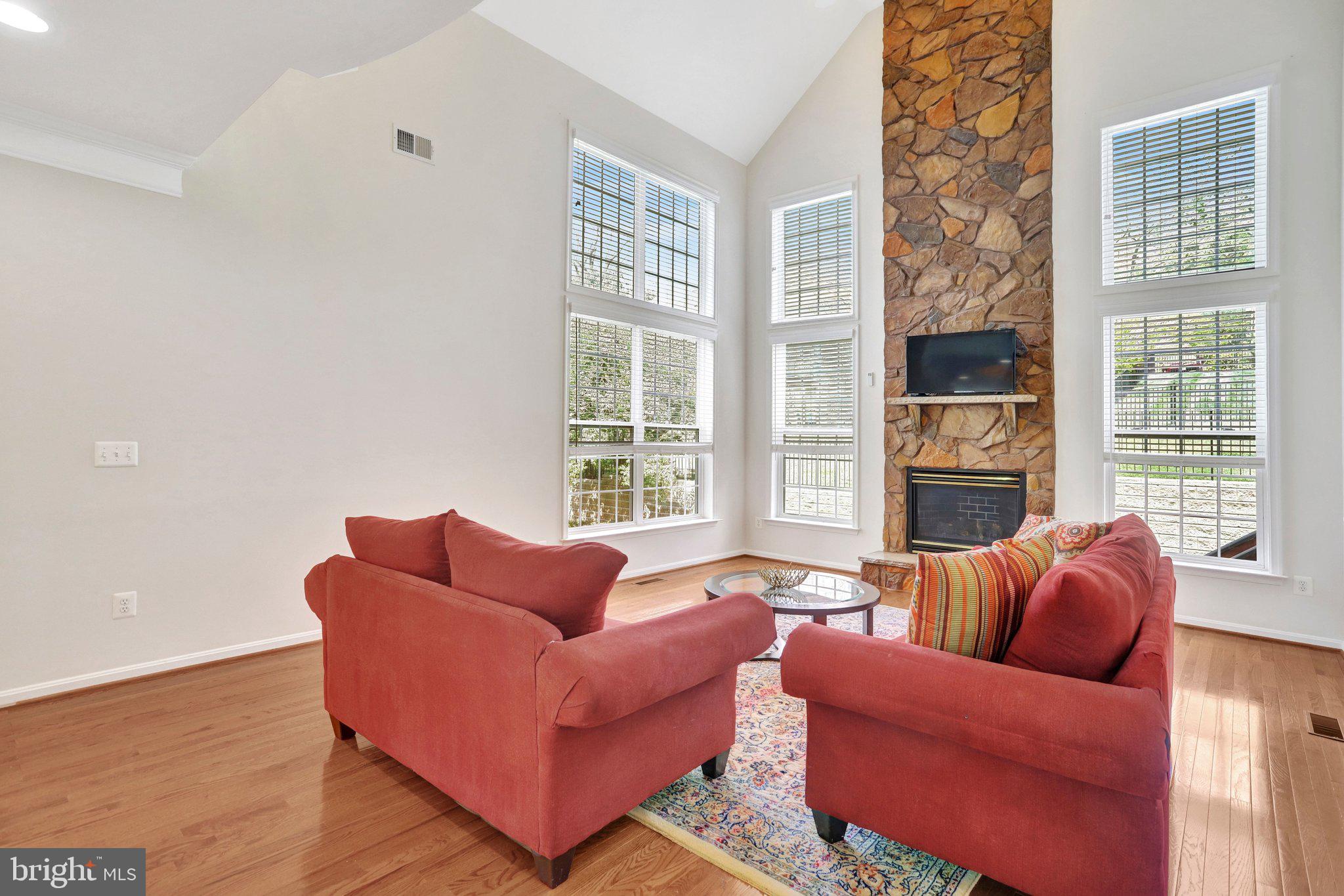 CARDINAL HILL - Residential