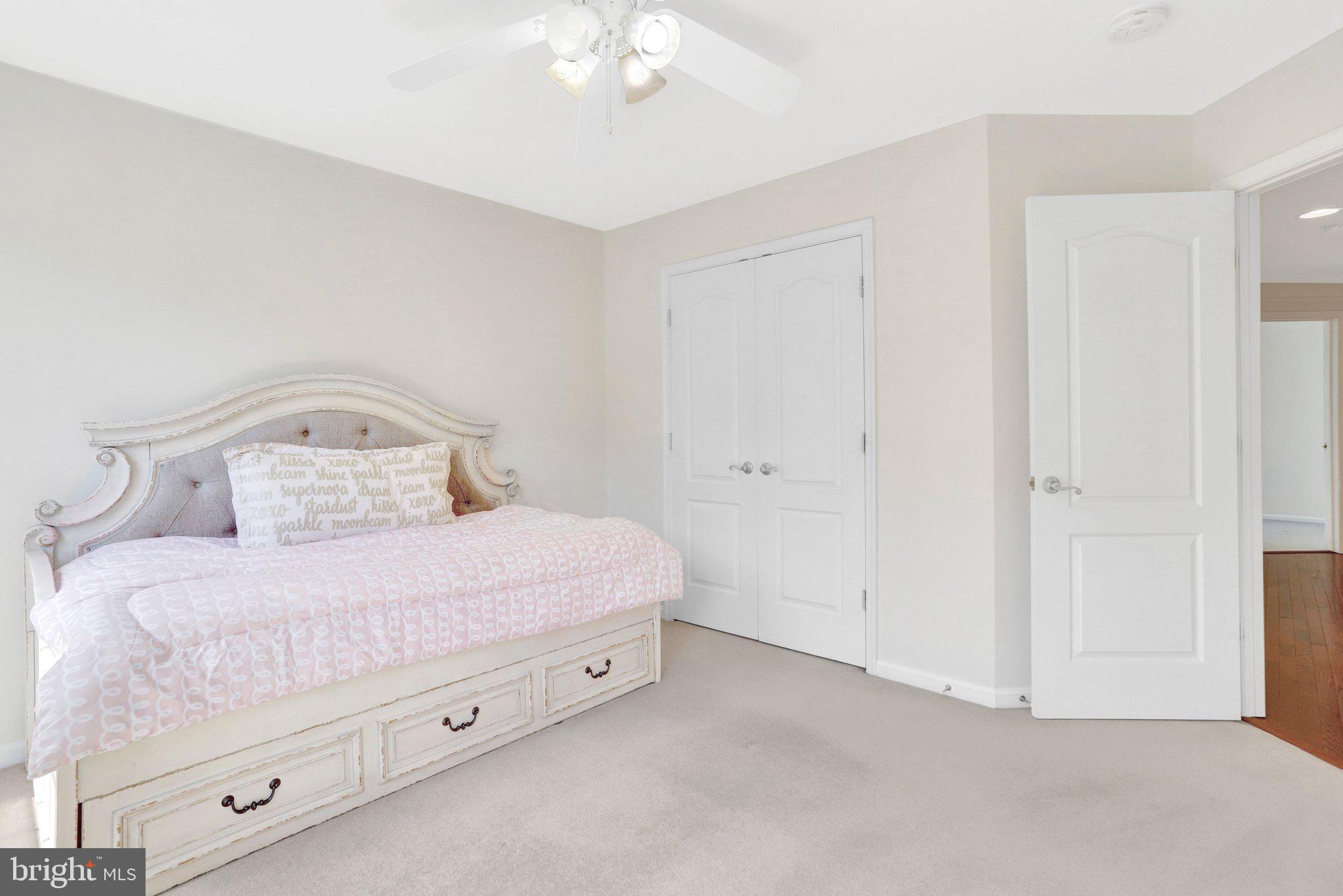 CARDINAL HILL - Residential