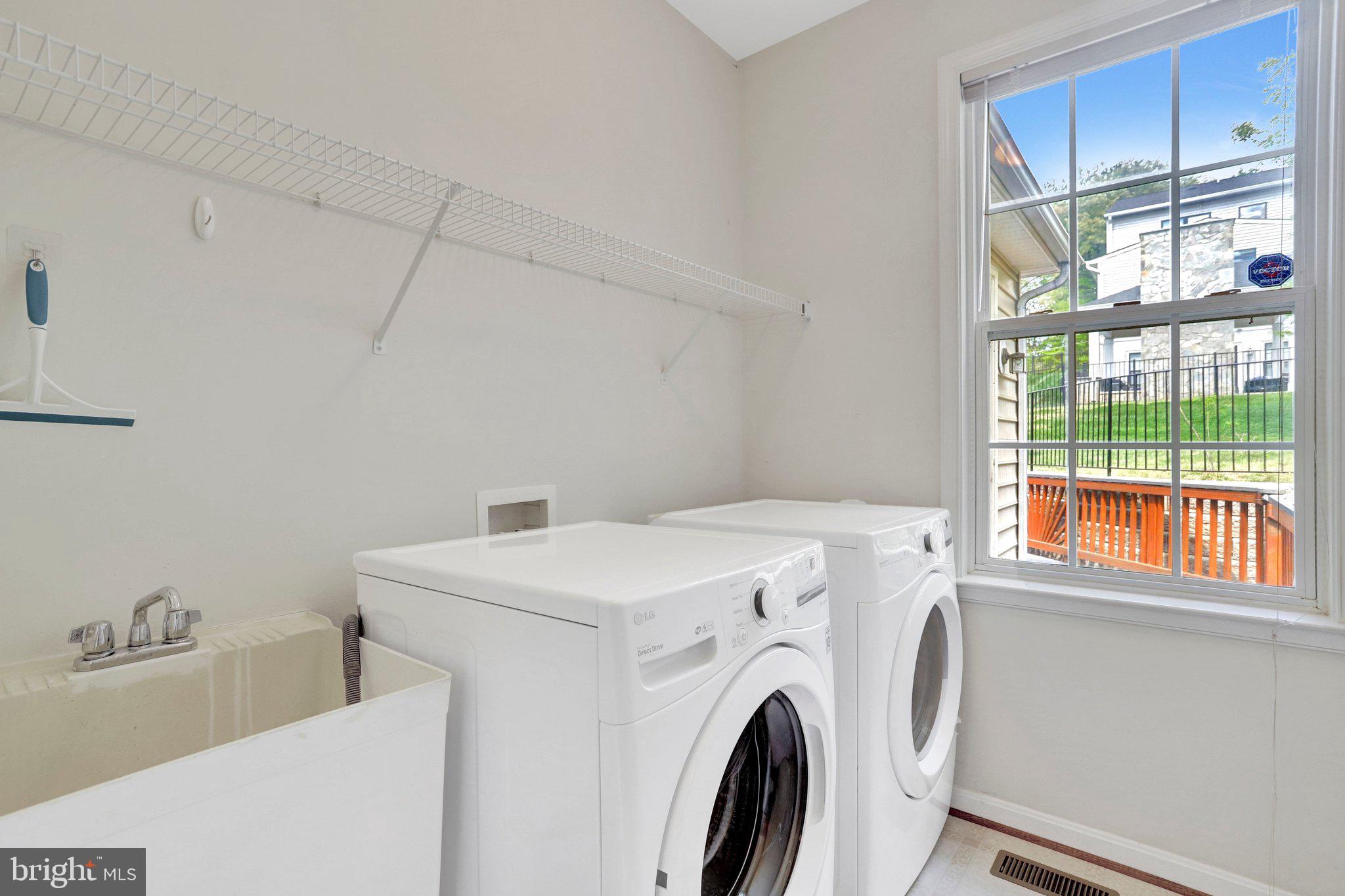 CARDINAL HILL - Residential