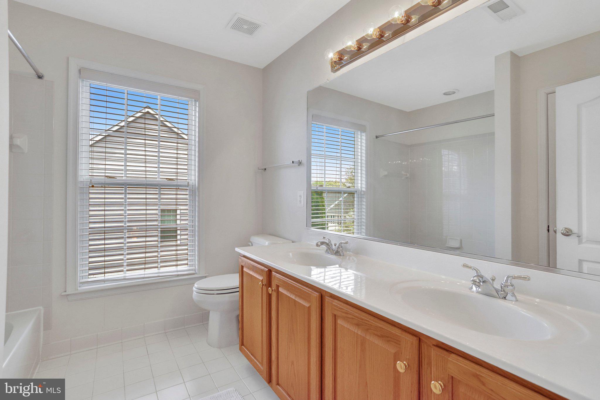 CARDINAL HILL - Residential