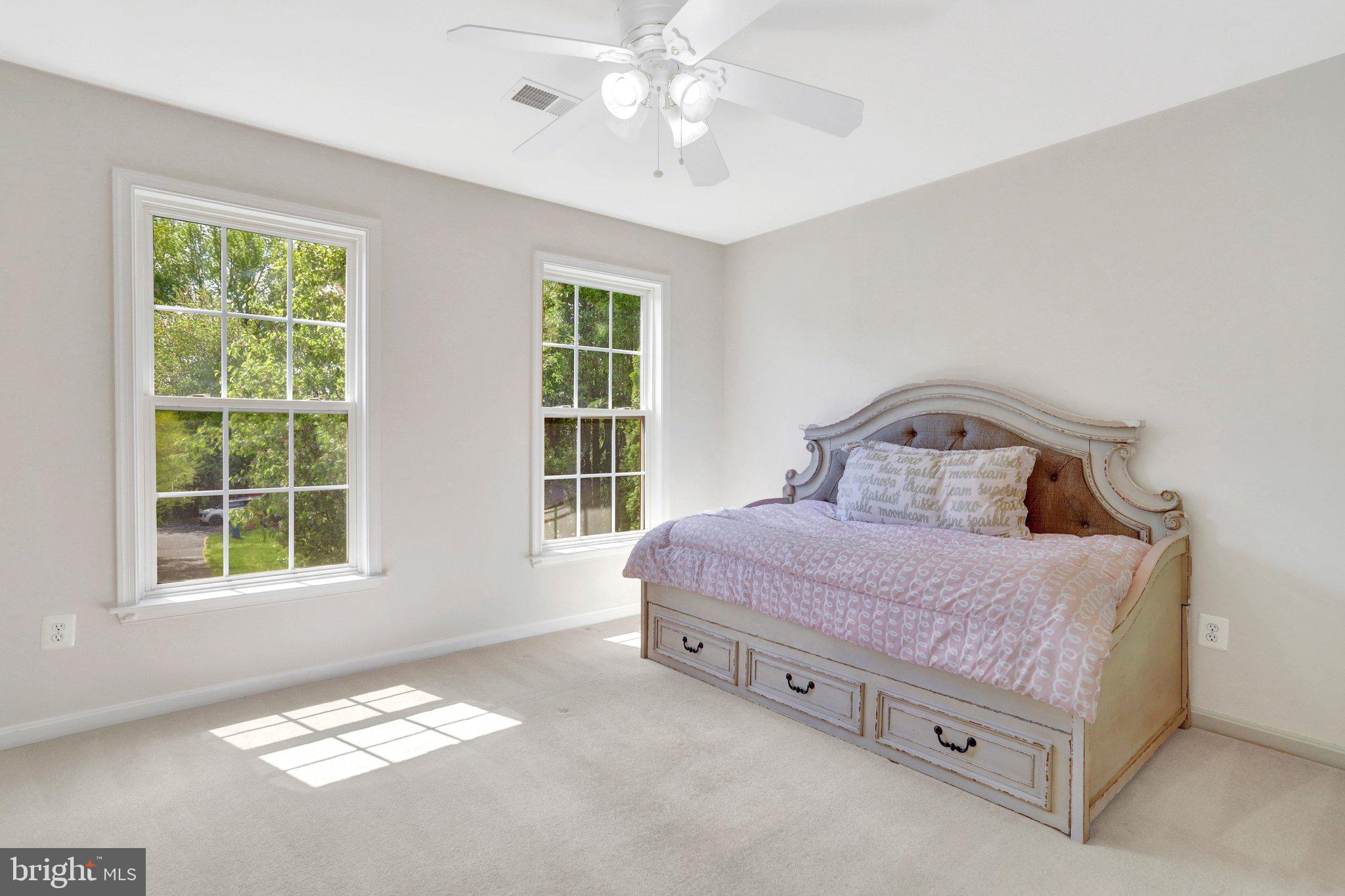 CARDINAL HILL - Residential