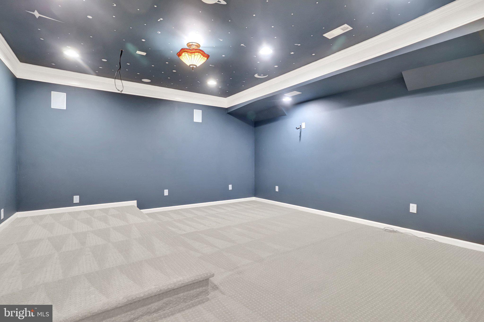 CARDINAL HILL - Residential