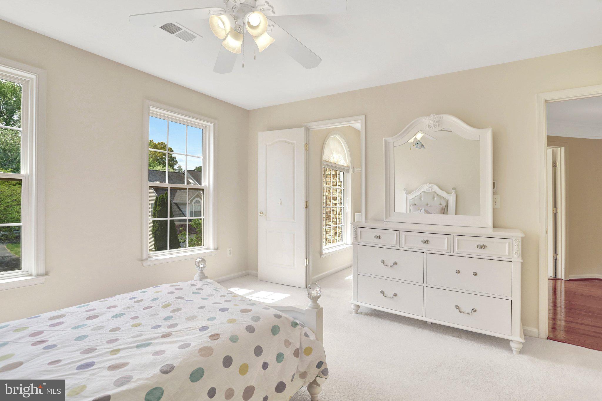 CARDINAL HILL - Residential