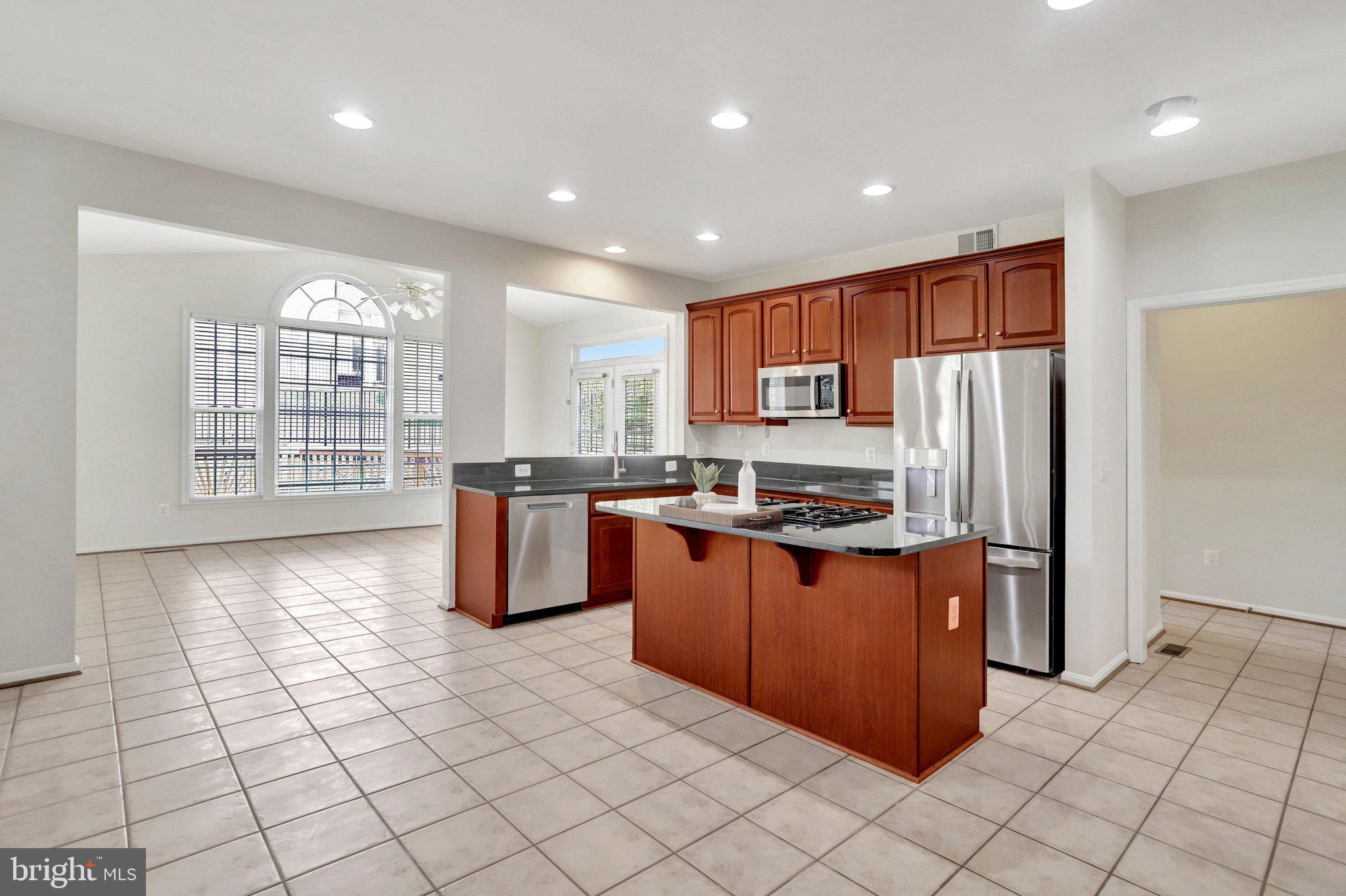 CARDINAL HILL - Residential