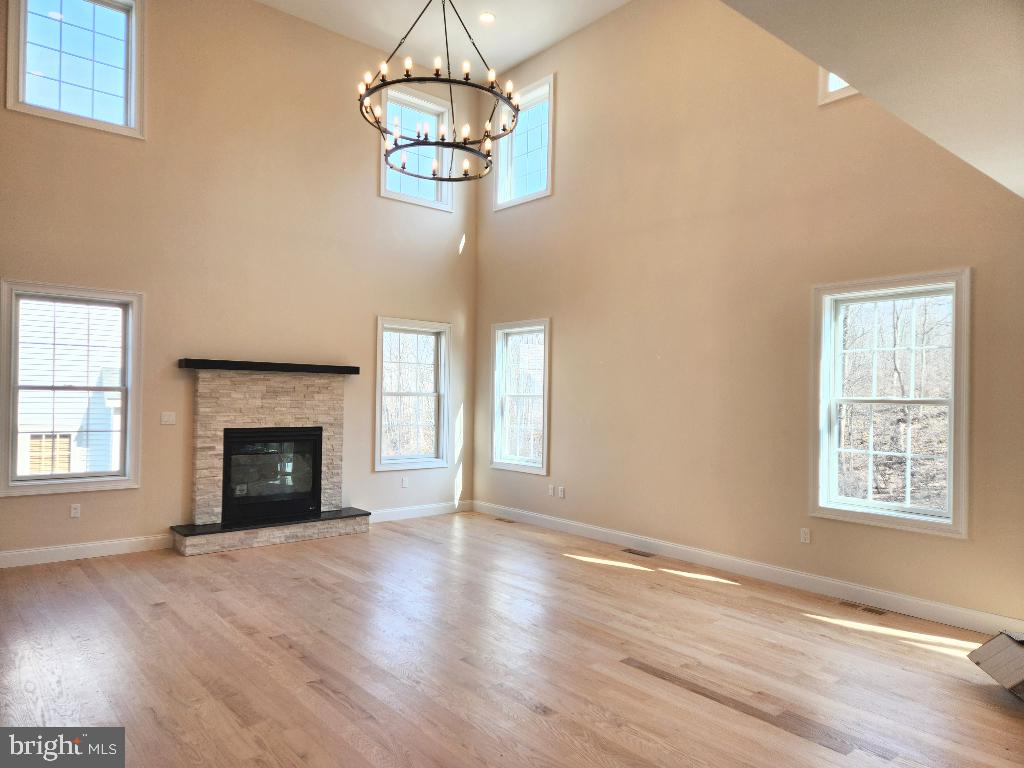 HILLSIDE FARM ESTATES - Residential