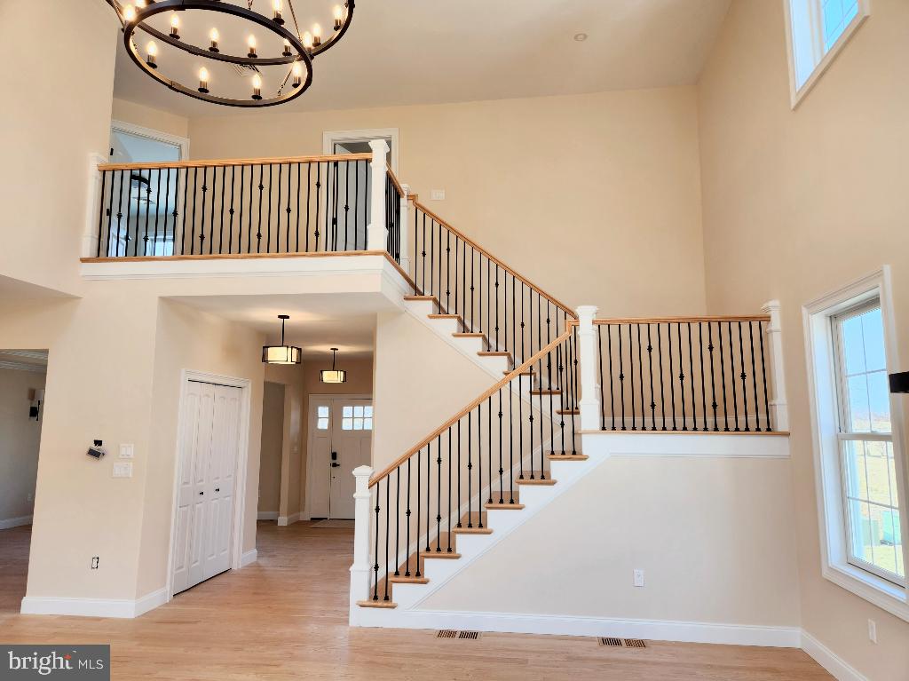 HILLSIDE FARM ESTATES - Residential