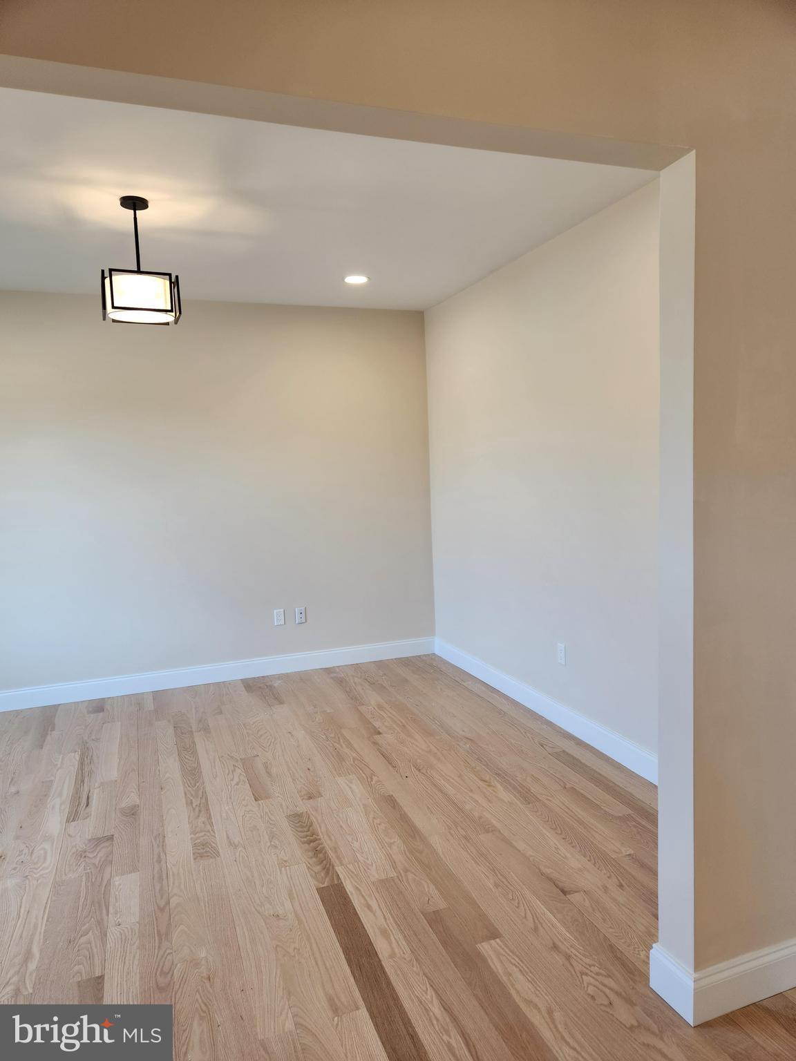 HILLSIDE FARM ESTATES - Residential