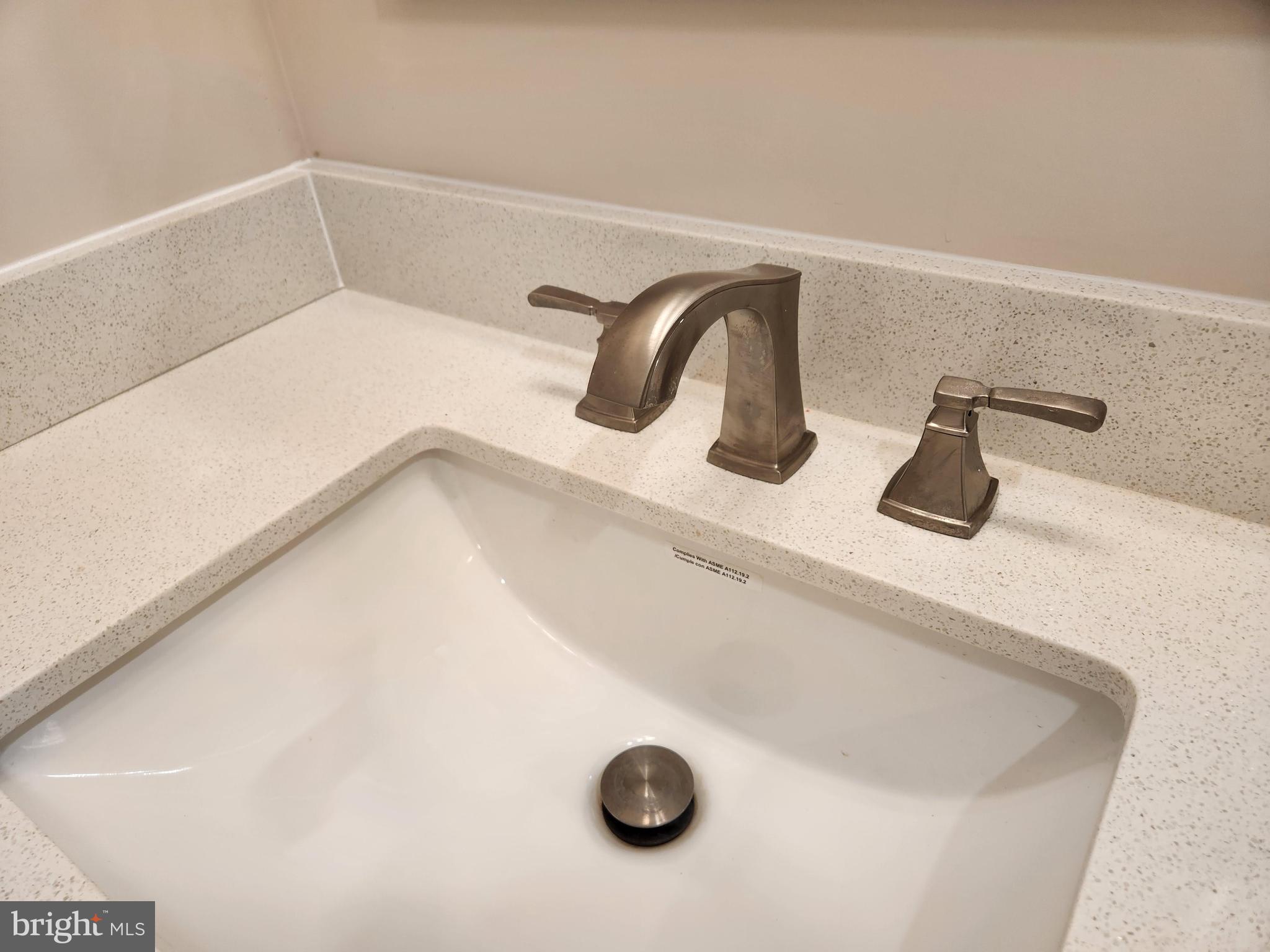 HILLSIDE FARM ESTATES - Residential