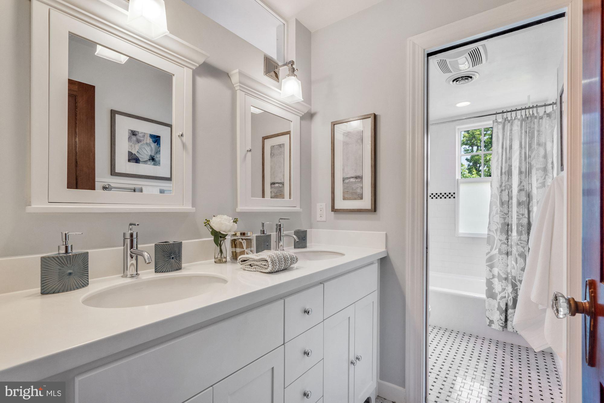 OLD TOWN - Residential