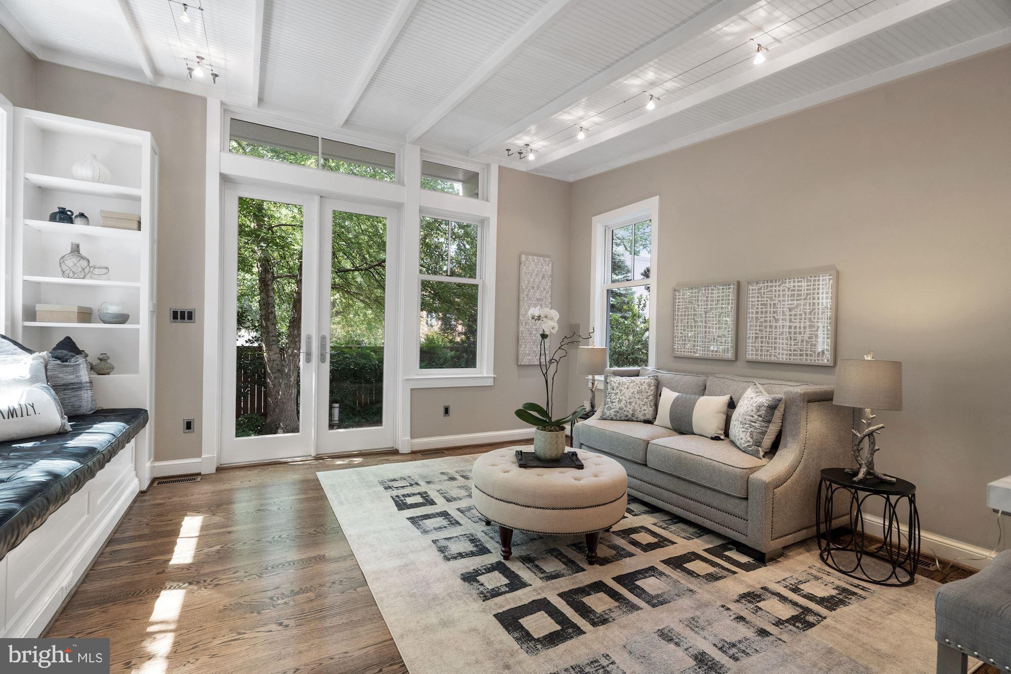 OLD TOWN - Residential