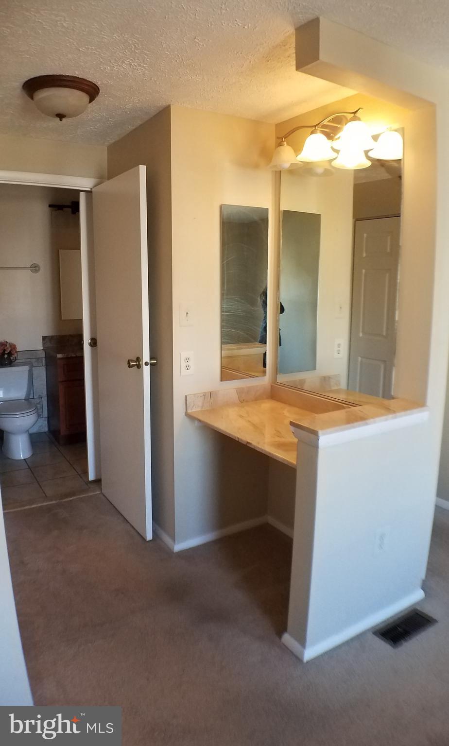 SILVER SPRING - Residential Lease