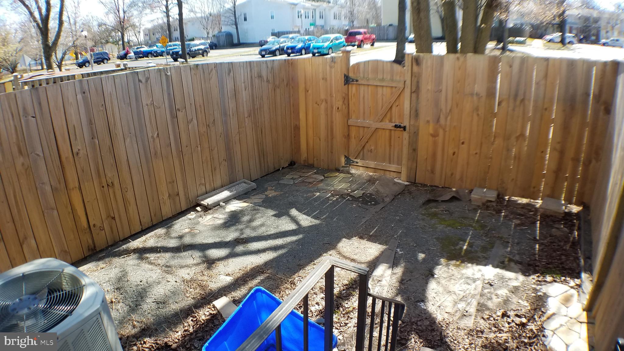 SILVER SPRING - Residential Lease