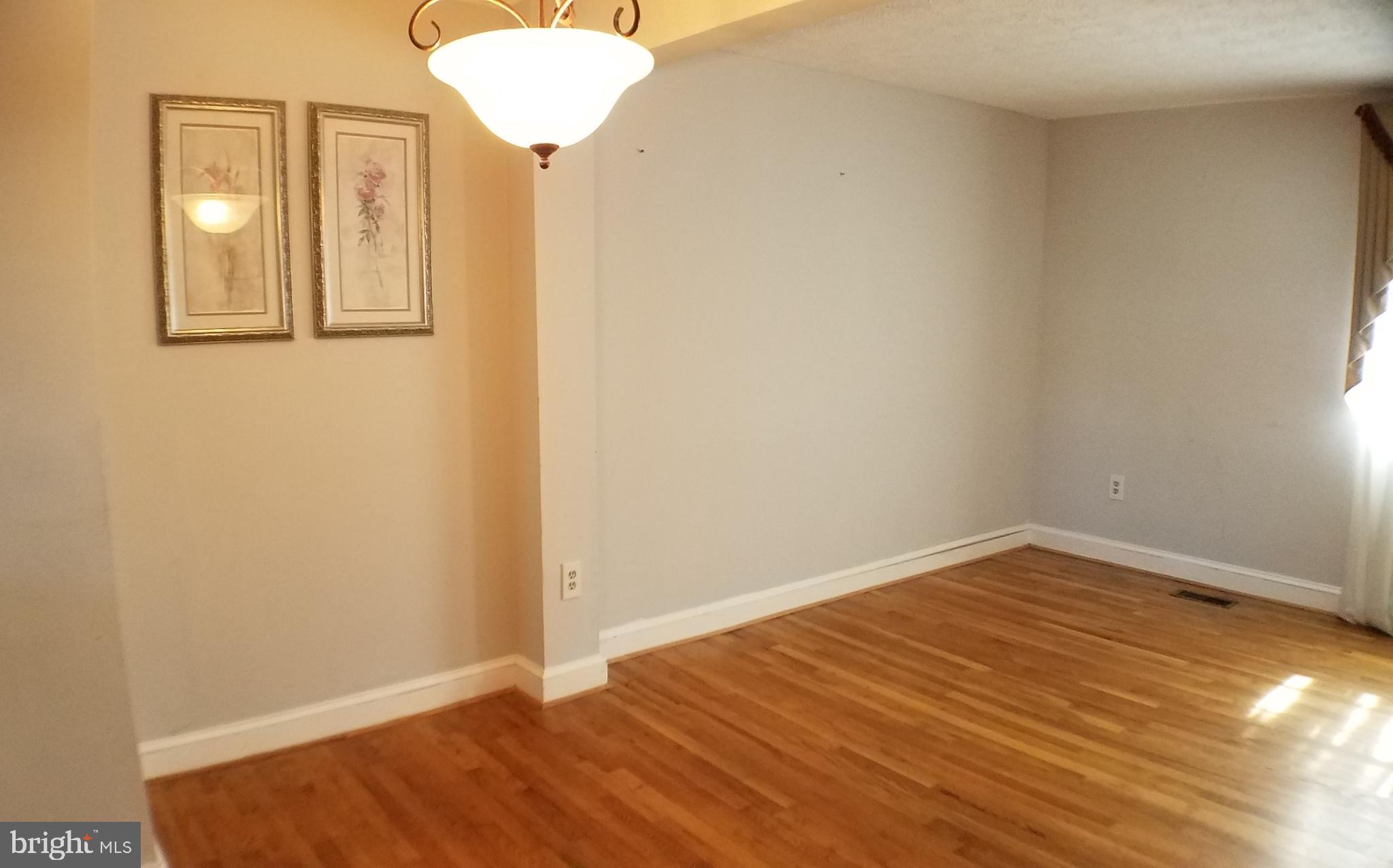 SILVER SPRING - Residential Lease