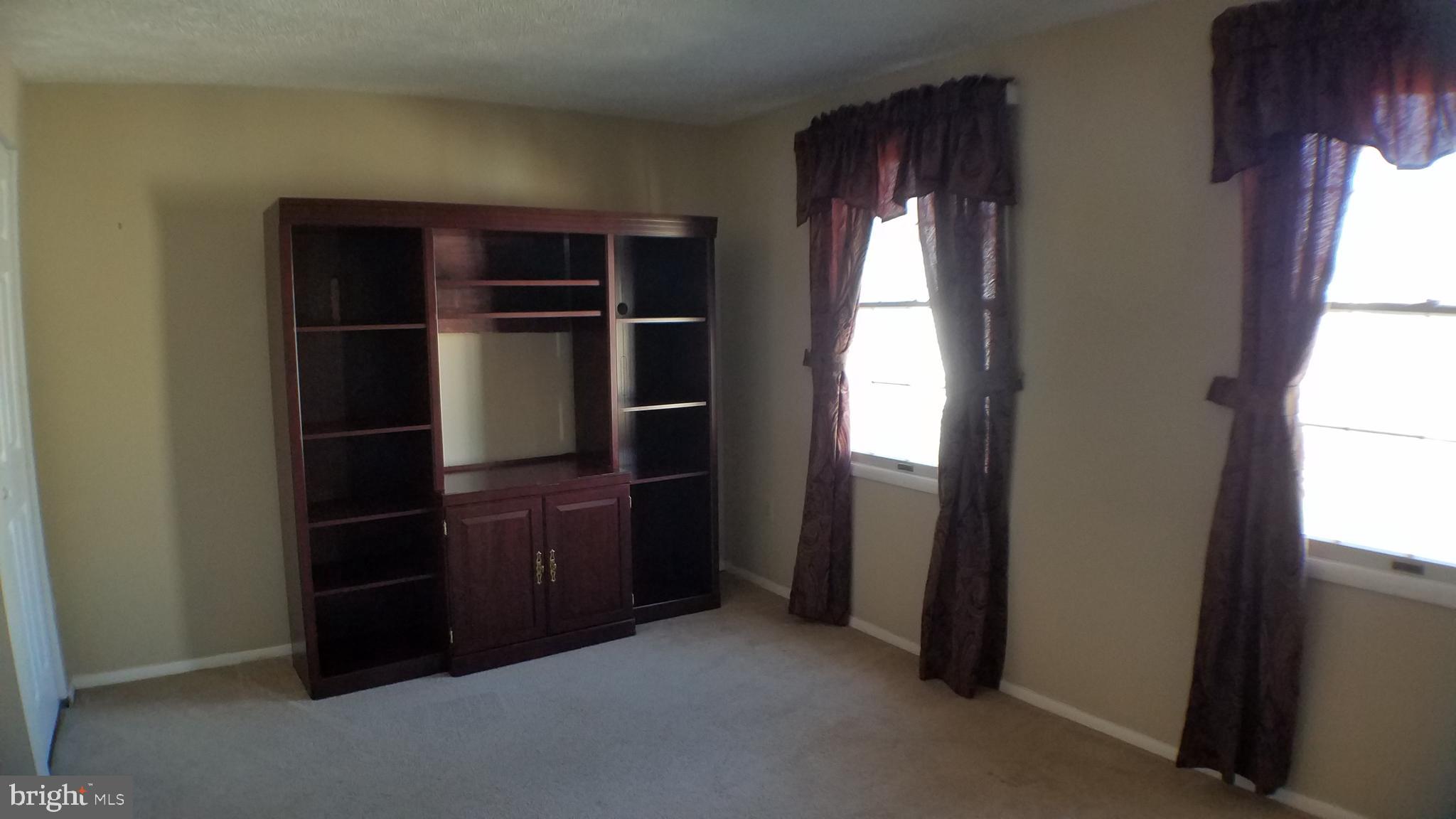 SILVER SPRING - Residential Lease