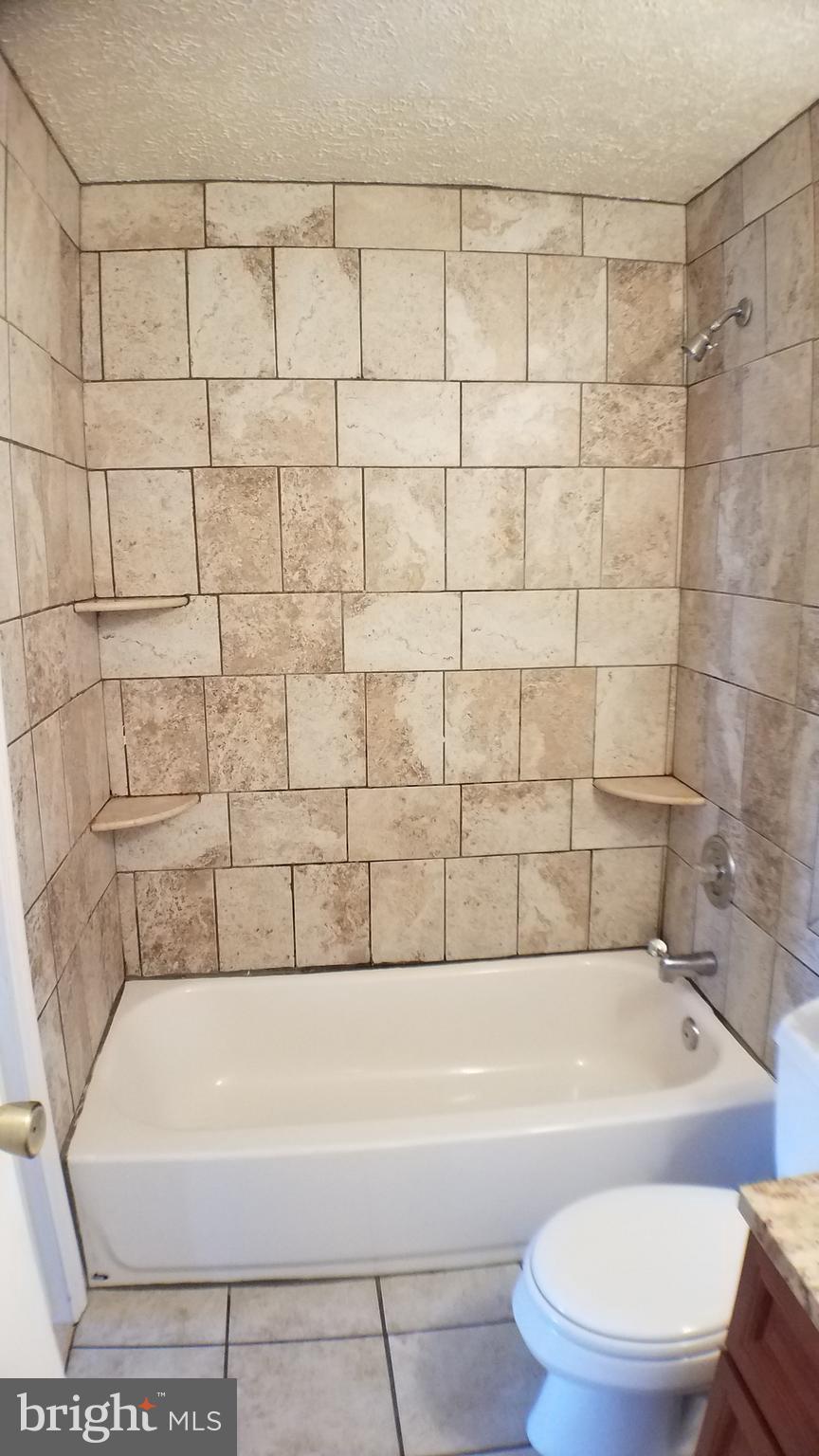 SILVER SPRING - Residential Lease