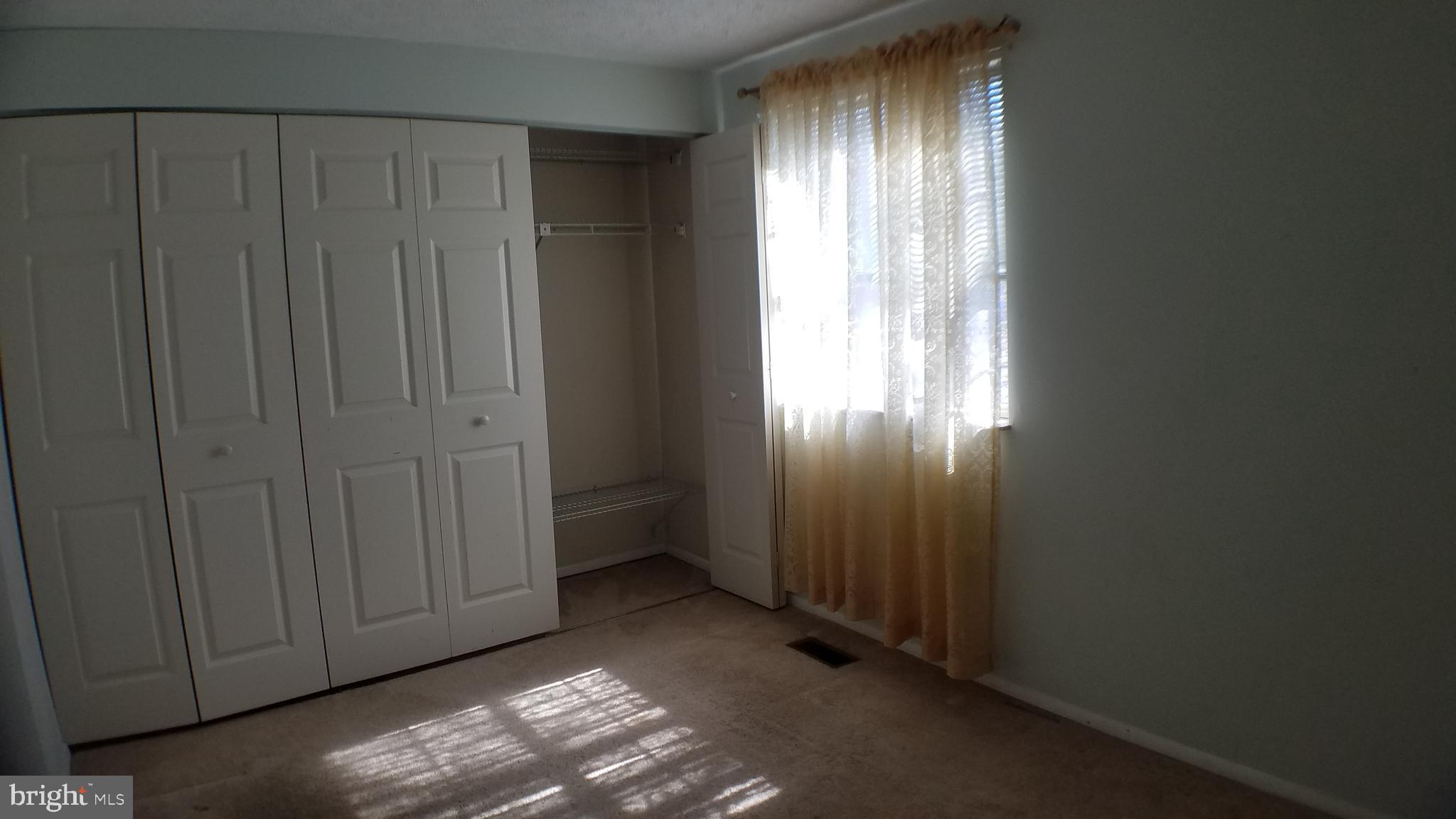 SILVER SPRING - Residential Lease