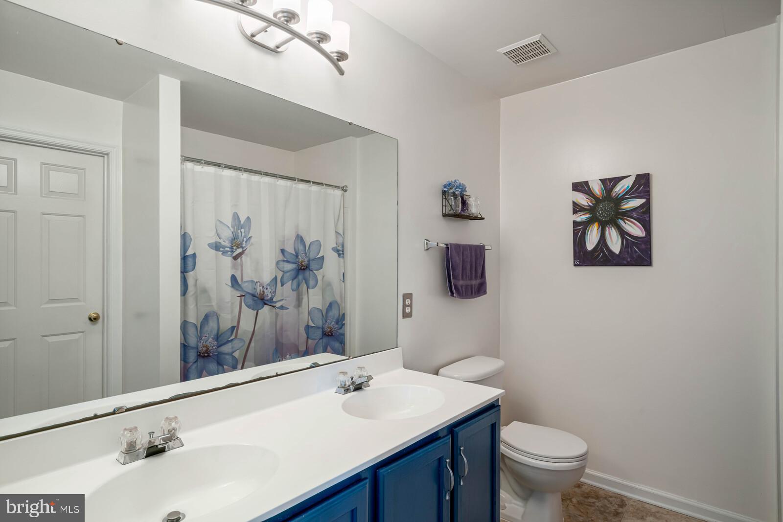 SOMERSET CROSSING - Residential