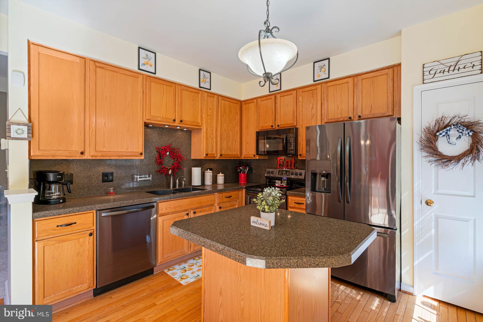 SOMERSET CROSSING - Residential