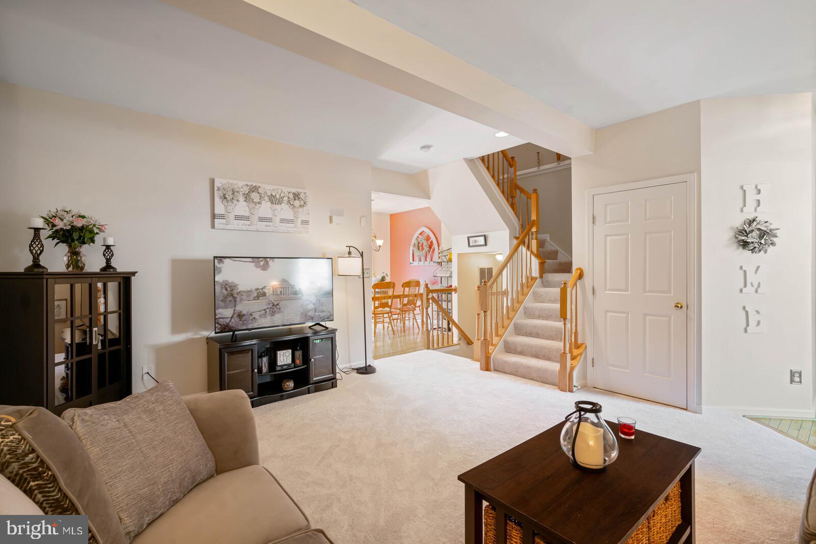 SOMERSET CROSSING - Residential