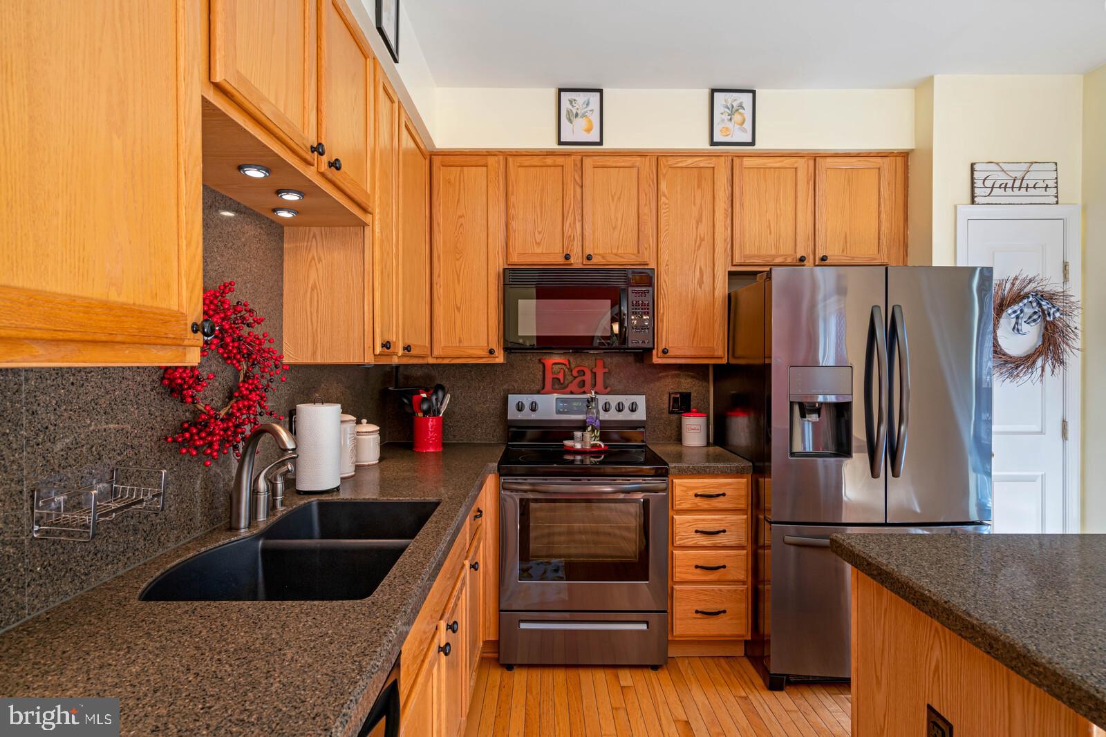 SOMERSET CROSSING - Residential