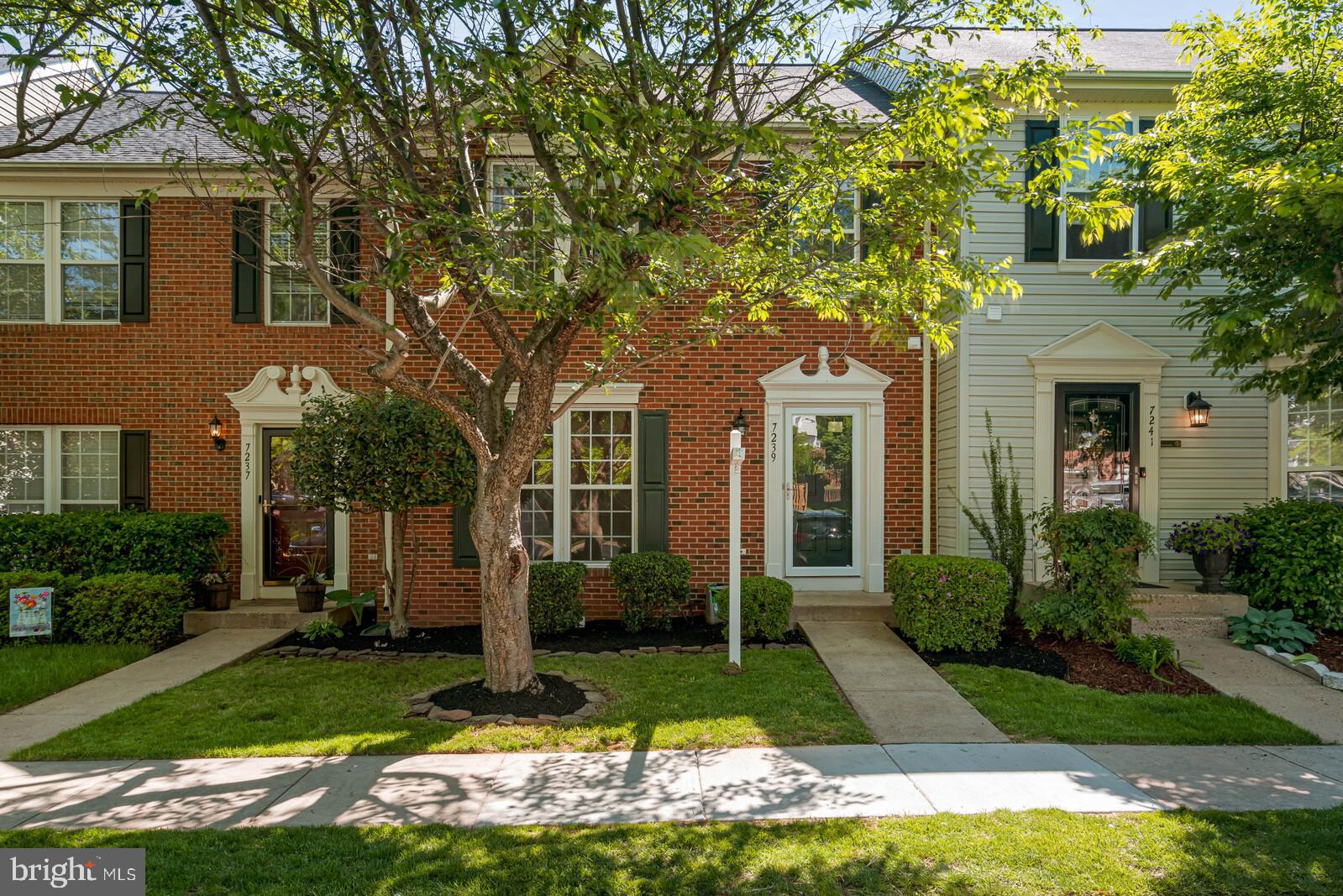 SOMERSET CROSSING - Residential