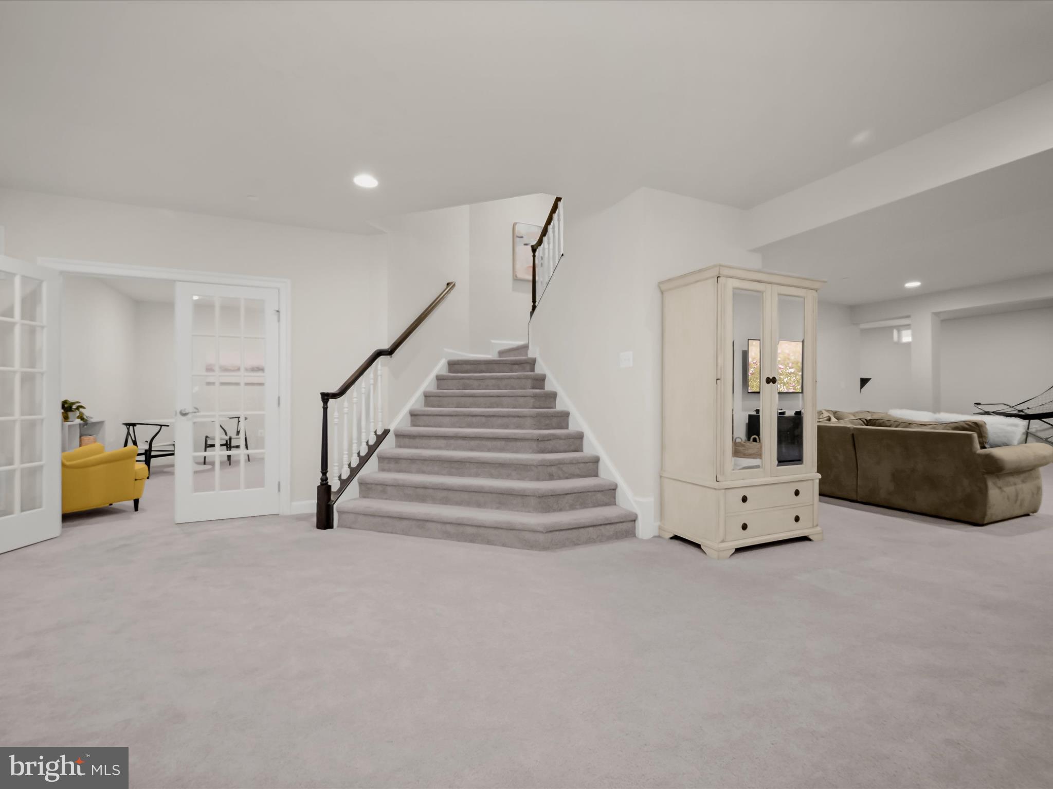 MAPLE LAWN - Residential