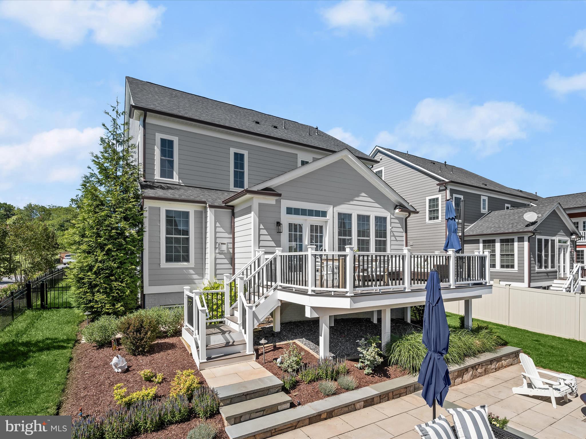 MAPLE LAWN - Residential