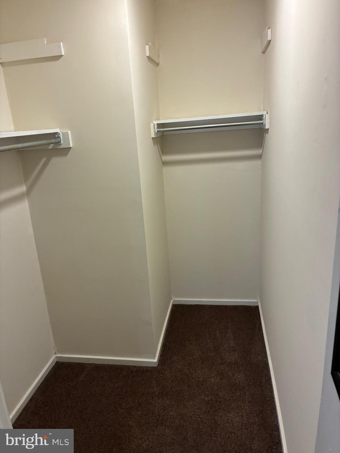 QUEEN VILLAGE - Residential Lease