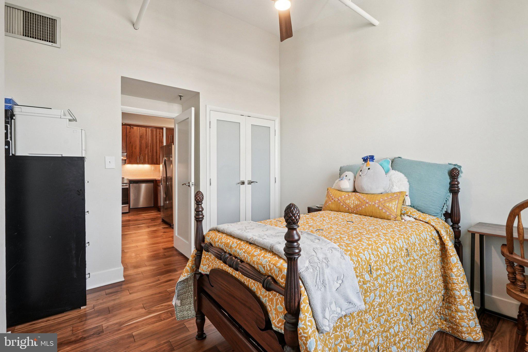 OLD CITY - Residential