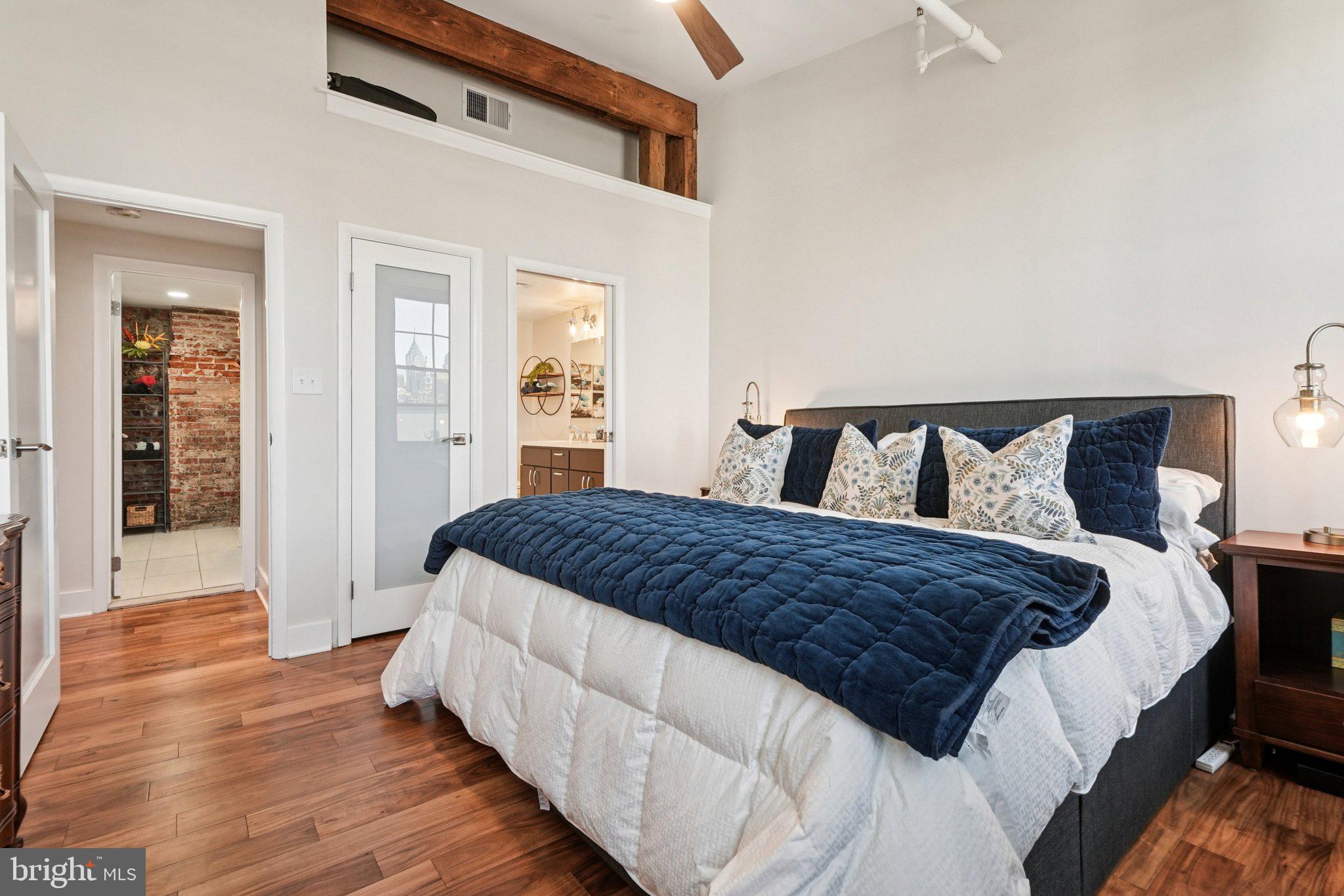 OLD CITY - Residential