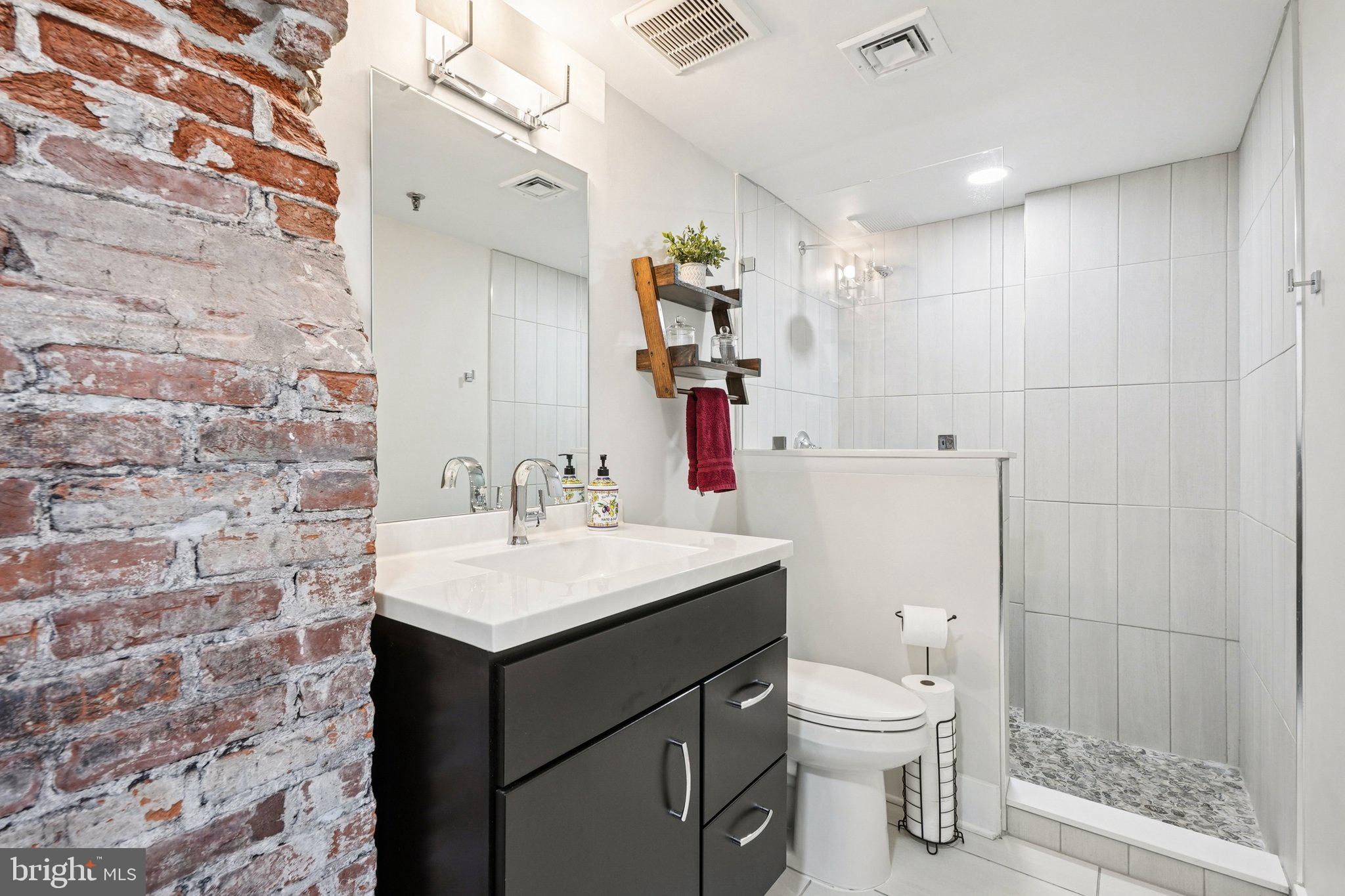 OLD CITY - Residential