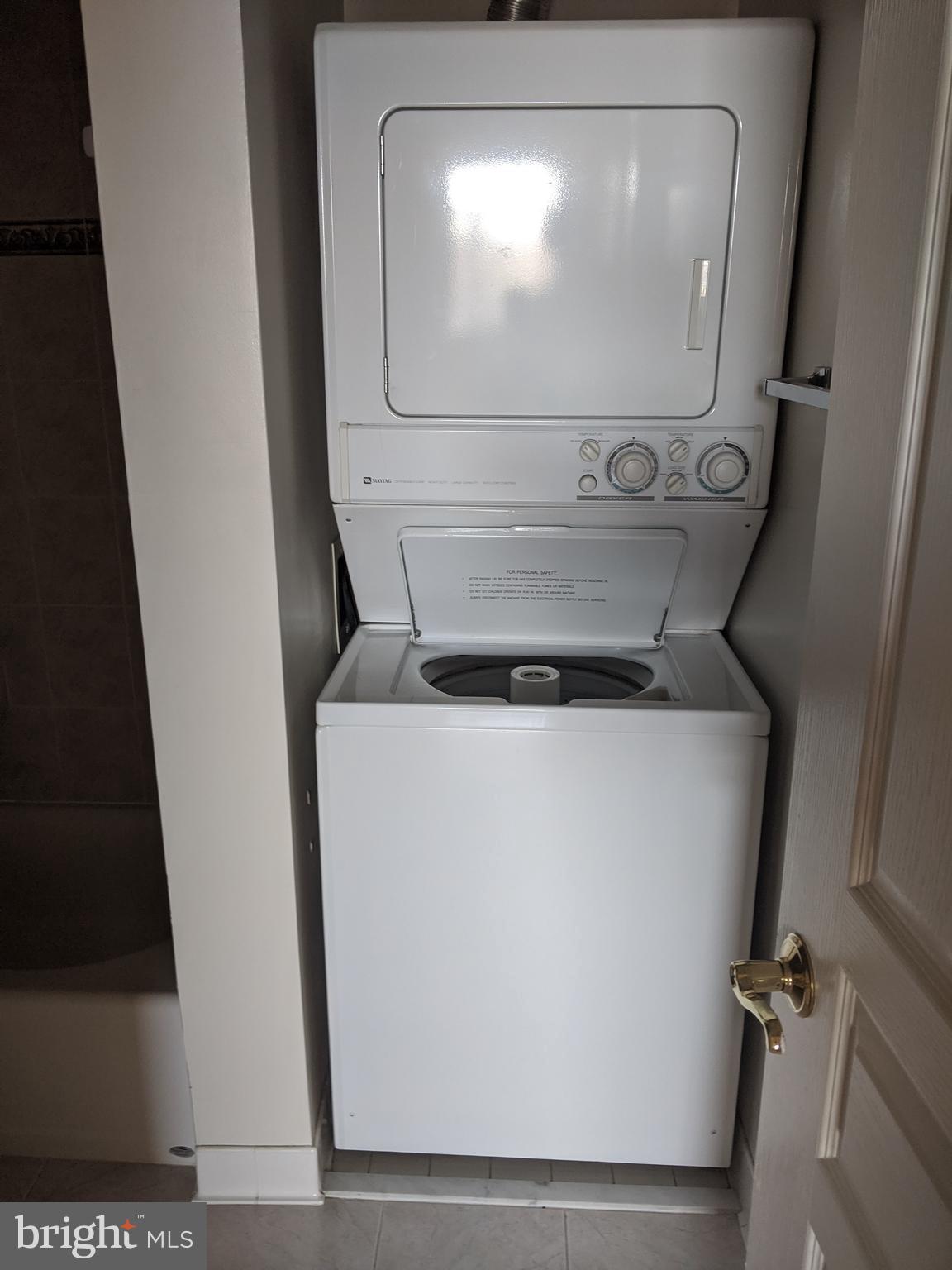 CRESCENT PLAZA - Residential Lease