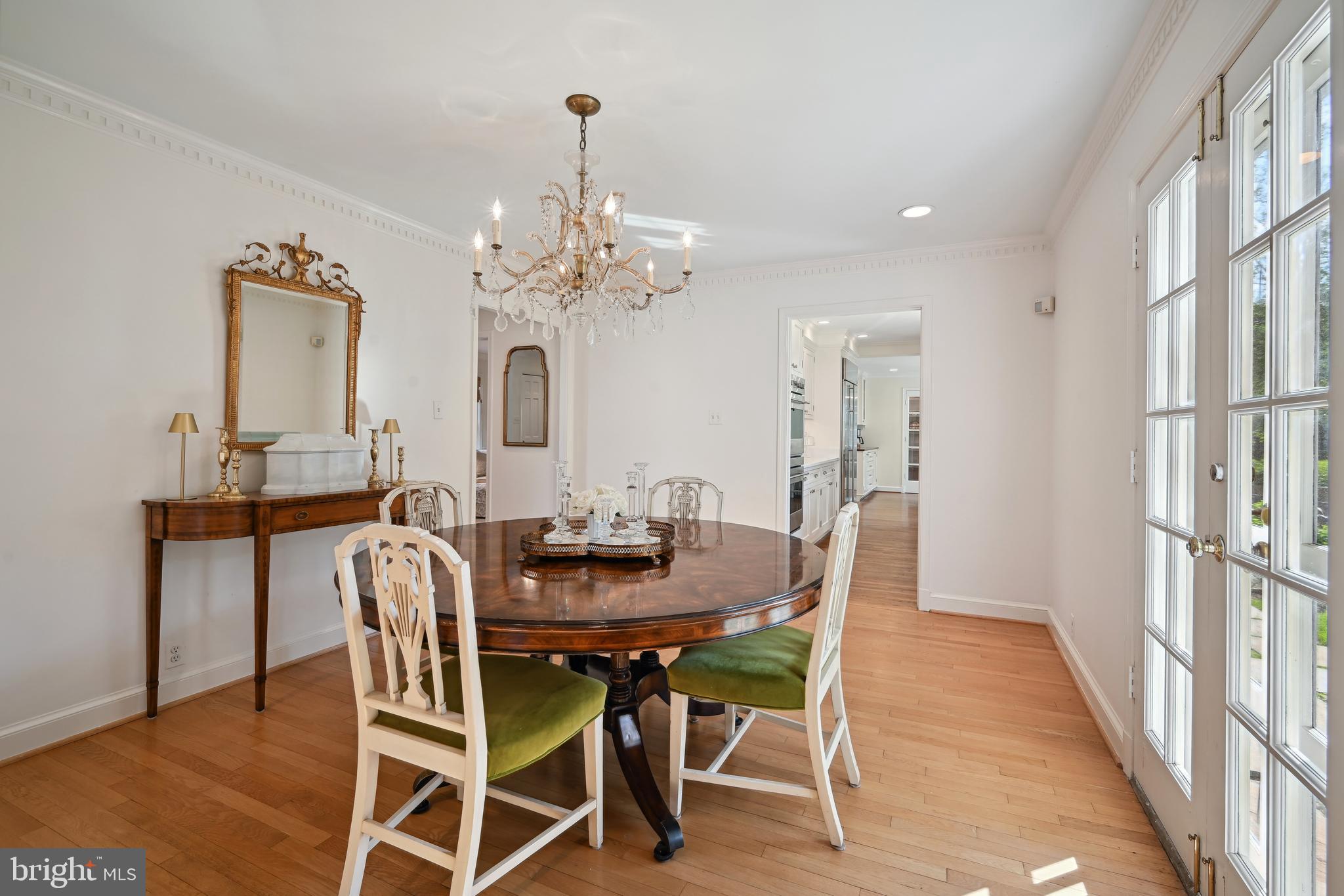 BRADLEY MANOR - Residential