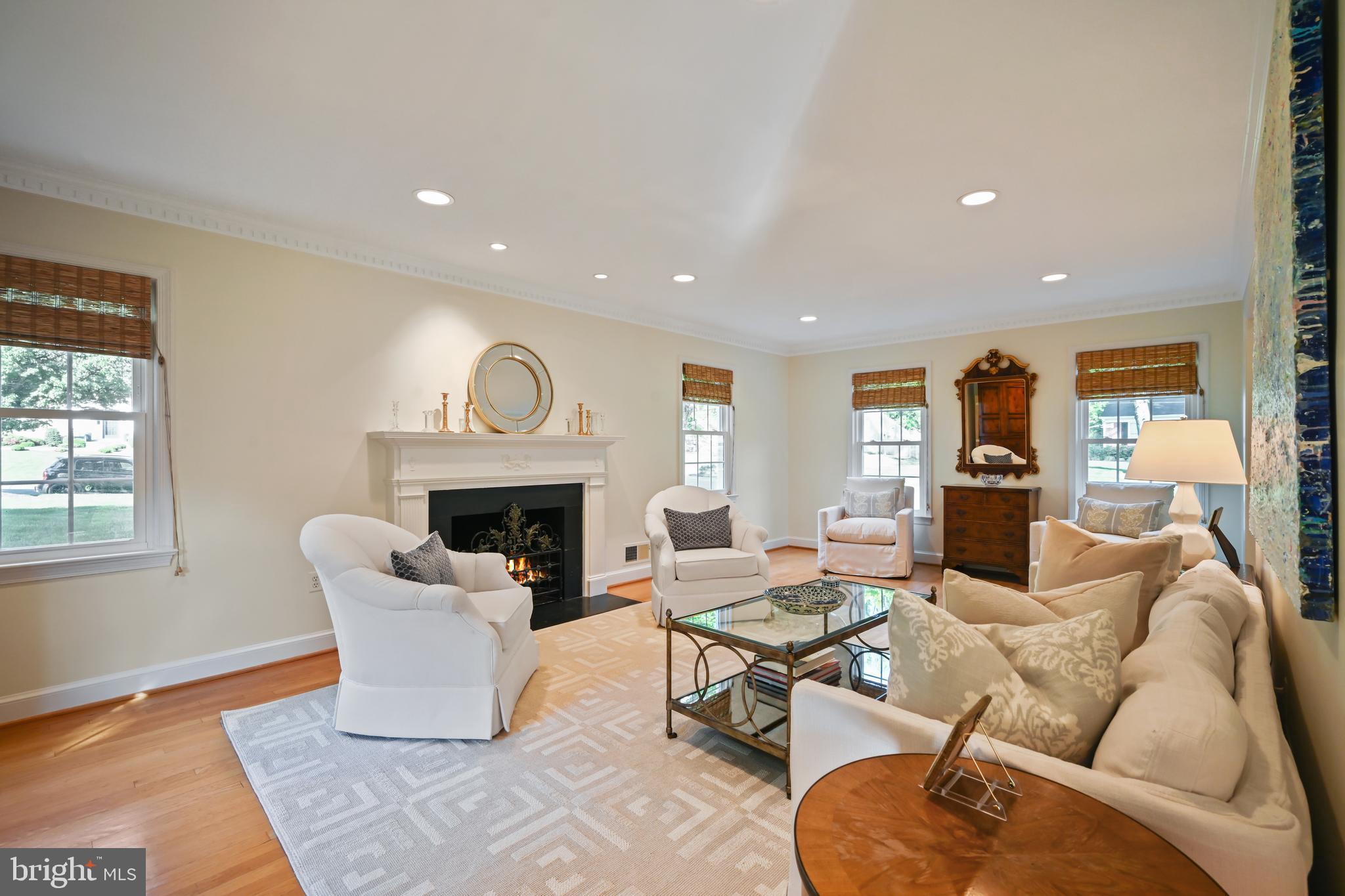 BRADLEY MANOR - Residential