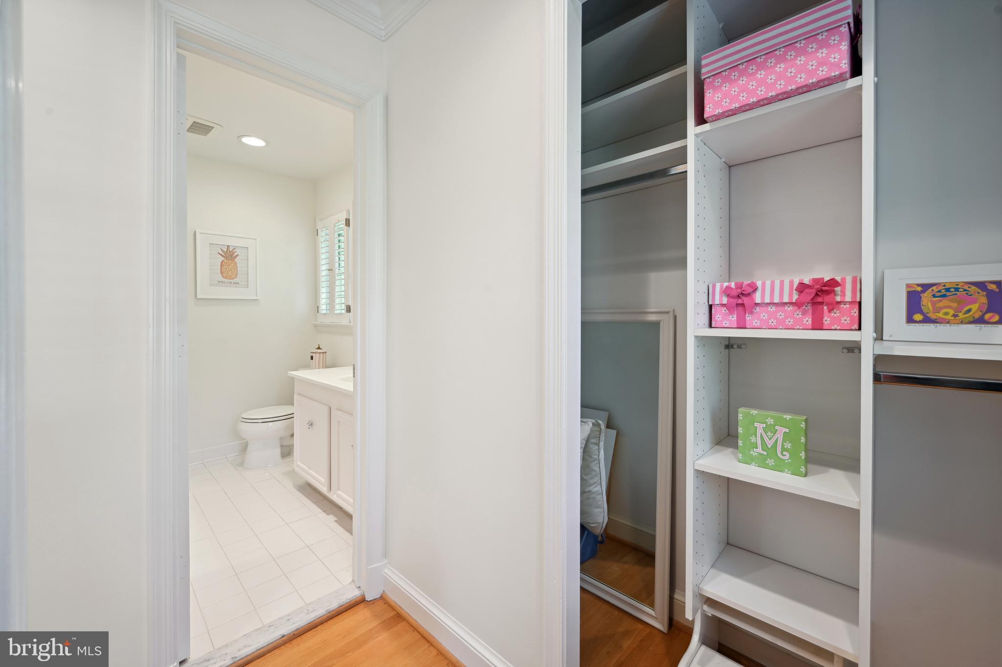 BRADLEY MANOR - Residential