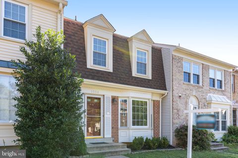 5508 LA CROSS COURT FAIRFAX VA 22032