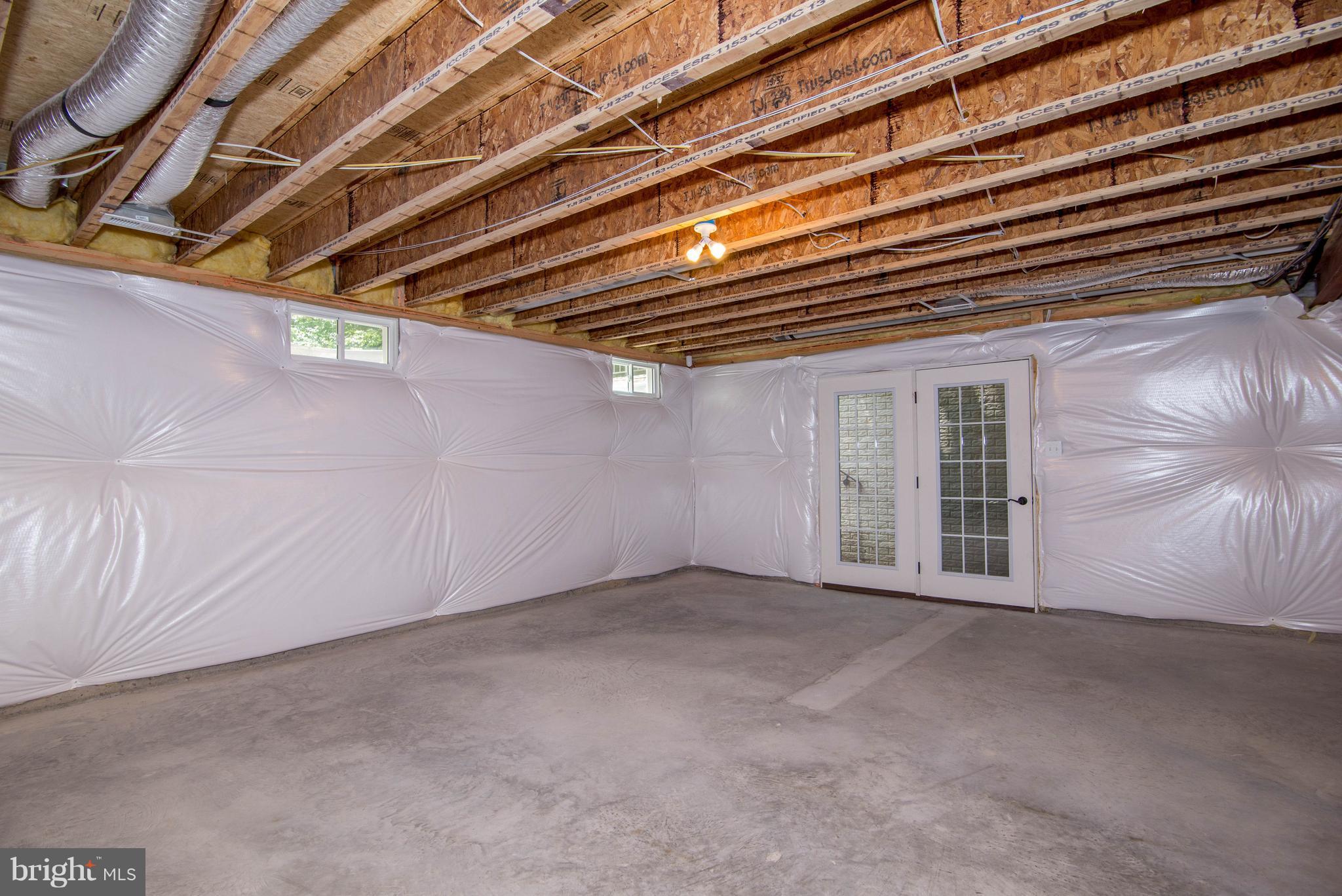 WOODLEY - Residential Lease