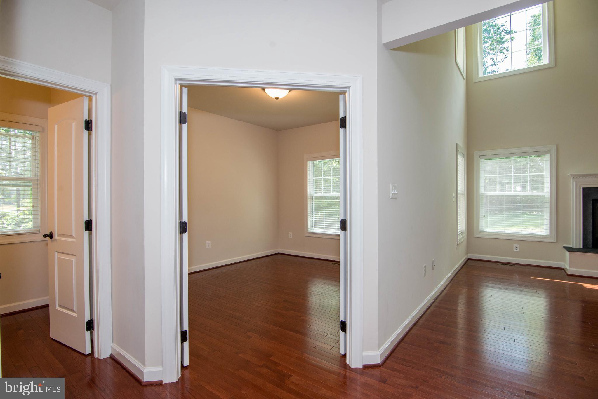 WOODLEY - Residential Lease