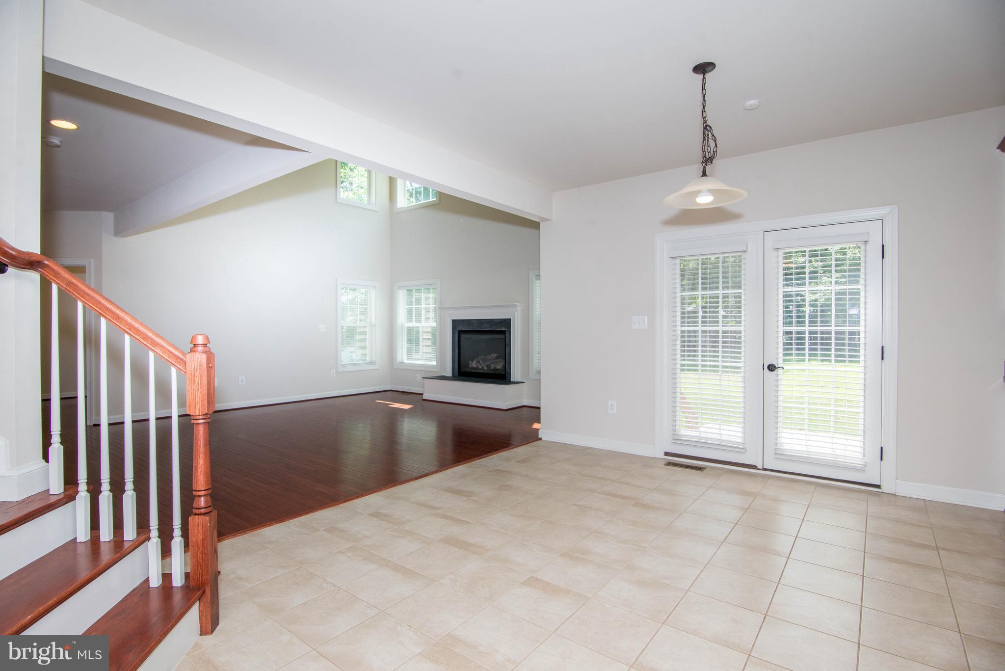 WOODLEY - Residential Lease