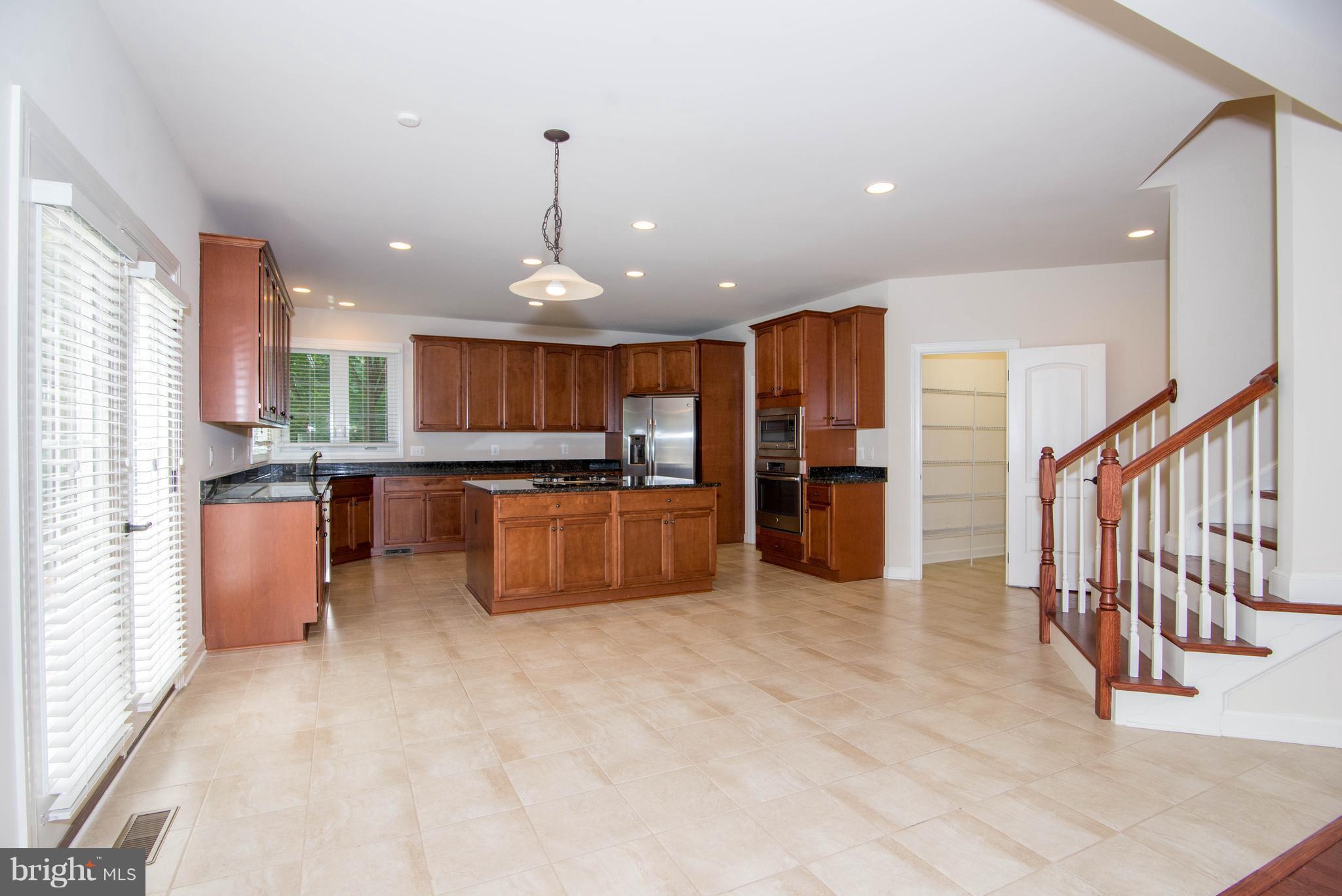 WOODLEY - Residential Lease