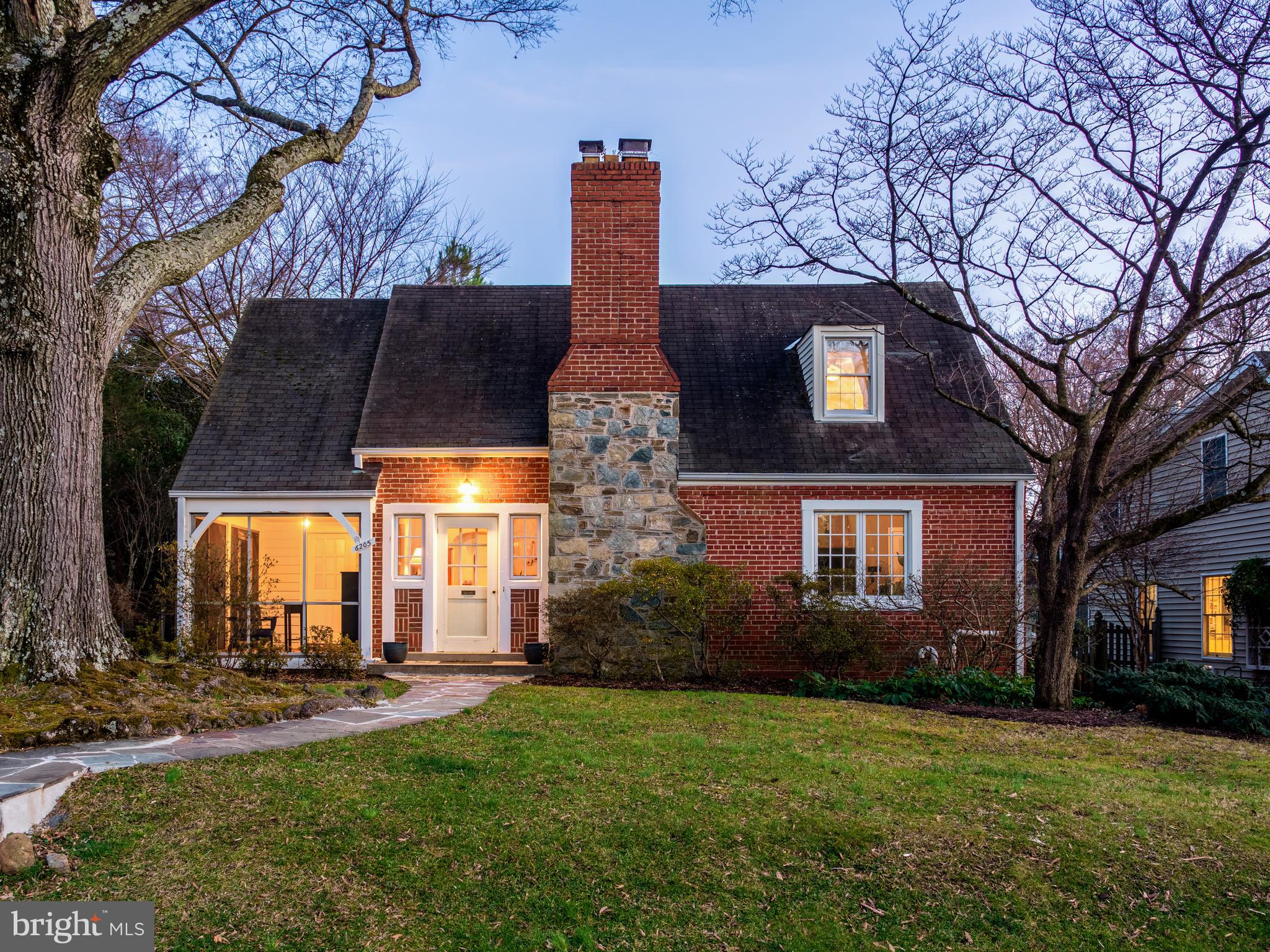 FAIRWAY HILLS - Residential