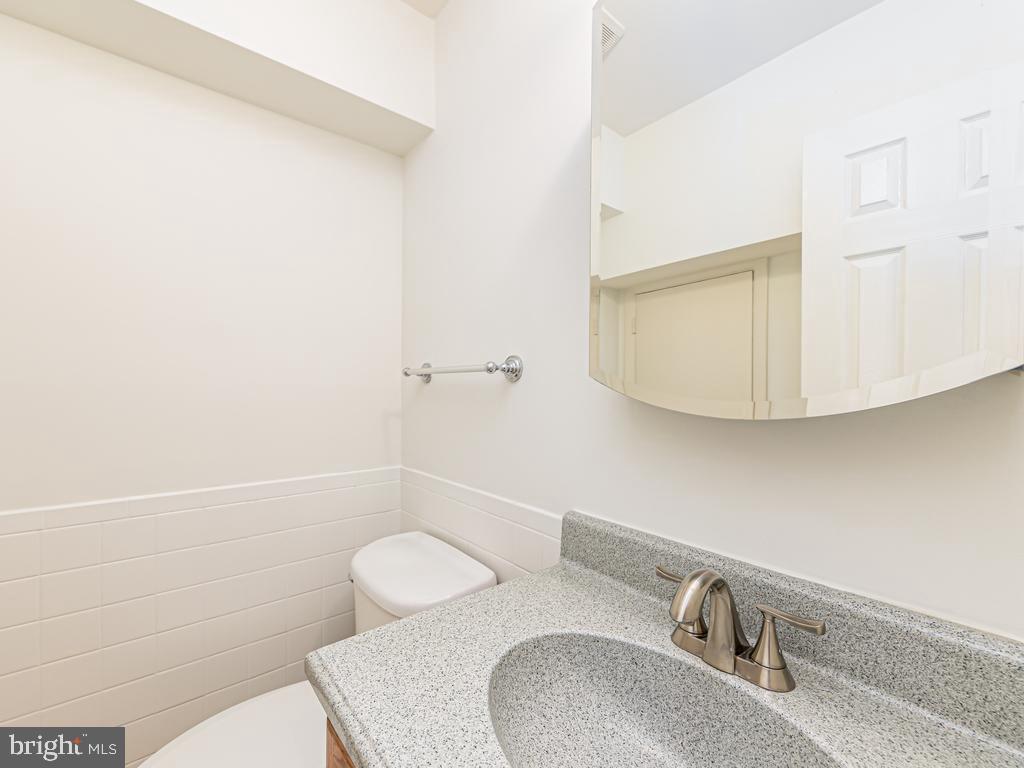 RESTON - Residential Lease