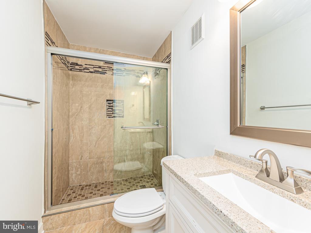 RESTON - Residential Lease