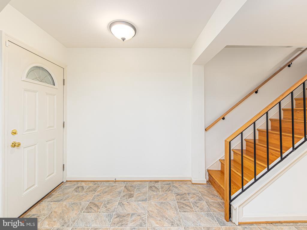 RESTON - Residential Lease